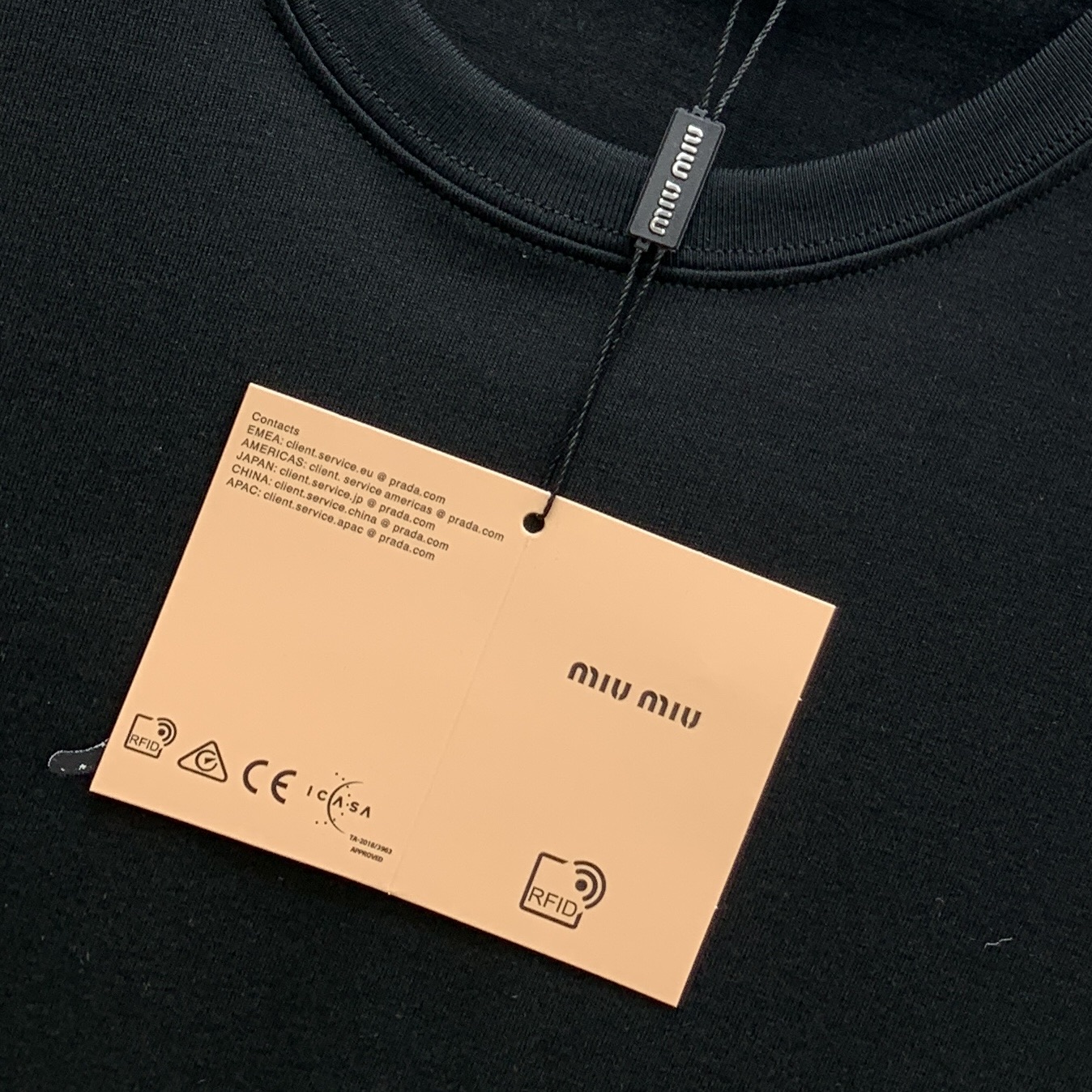 🌾ssmiumiu纯棉最新面料（最高版本）经典标识图案logo时尚简约潮流短袖，最顶级的品质专柜原单短袖