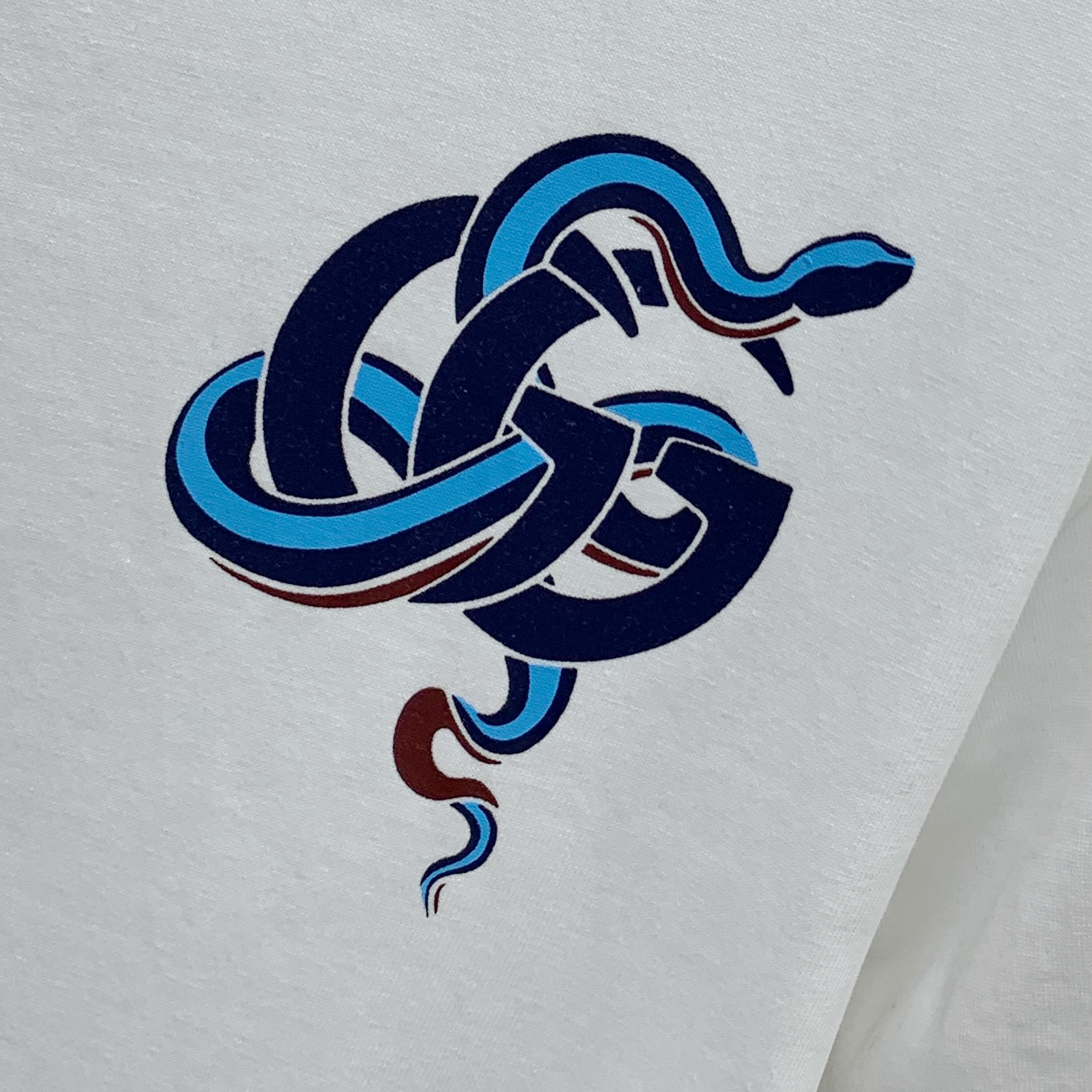 🌾ss古驰纯棉最新面料（最高版本）经典标识图案logo时尚简约潮流短袖，最顶级的品质专柜原单短袖，顶级制