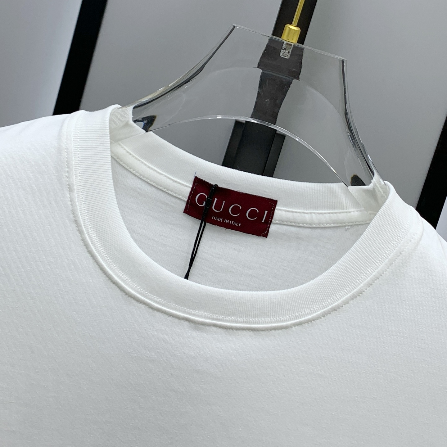 🌾ss古驰纯棉最新面料（最高版本）经典标识图案logo时尚简约潮流短袖，最顶级的品质专柜原单短袖，顶级制