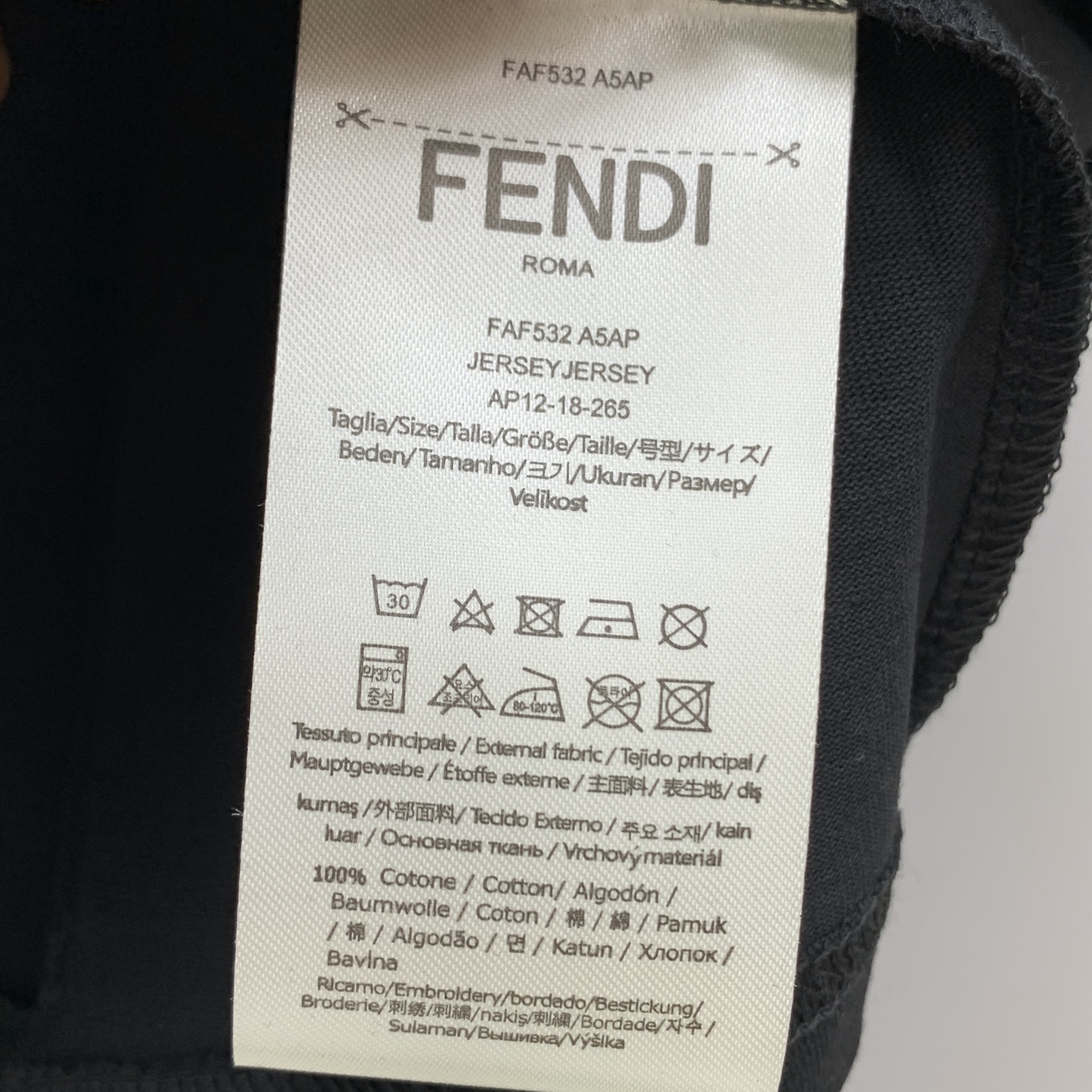 P调价⬇️。调价⬇️ （市场有仿版认准工艺和面料） 25ss芬迪纯棉最新面料（最高版本）经典标识图案lo