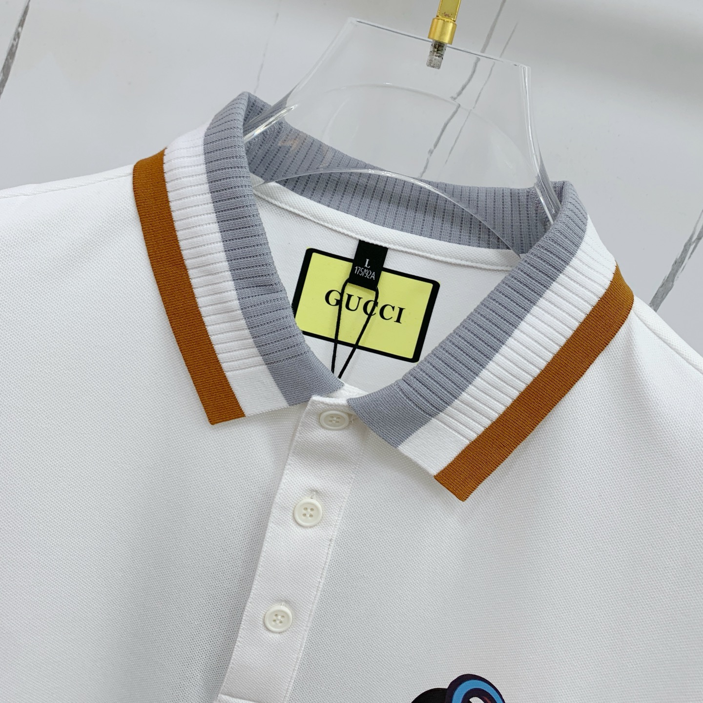 P古驰25SS新款春夏短袖翻领T恤Polo，最高版本客供定制高端朱地面料简单时尚款，拼色螺纹超级好看！经