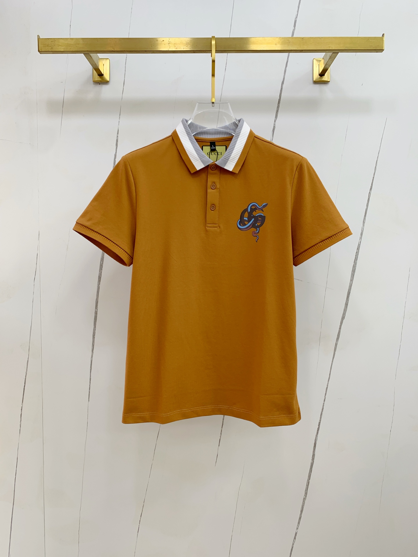 P古驰25SS新款春夏短袖翻领T恤Polo，最高版本客供定制高端朱地面料简单时尚款，拼色螺纹超级好看！经