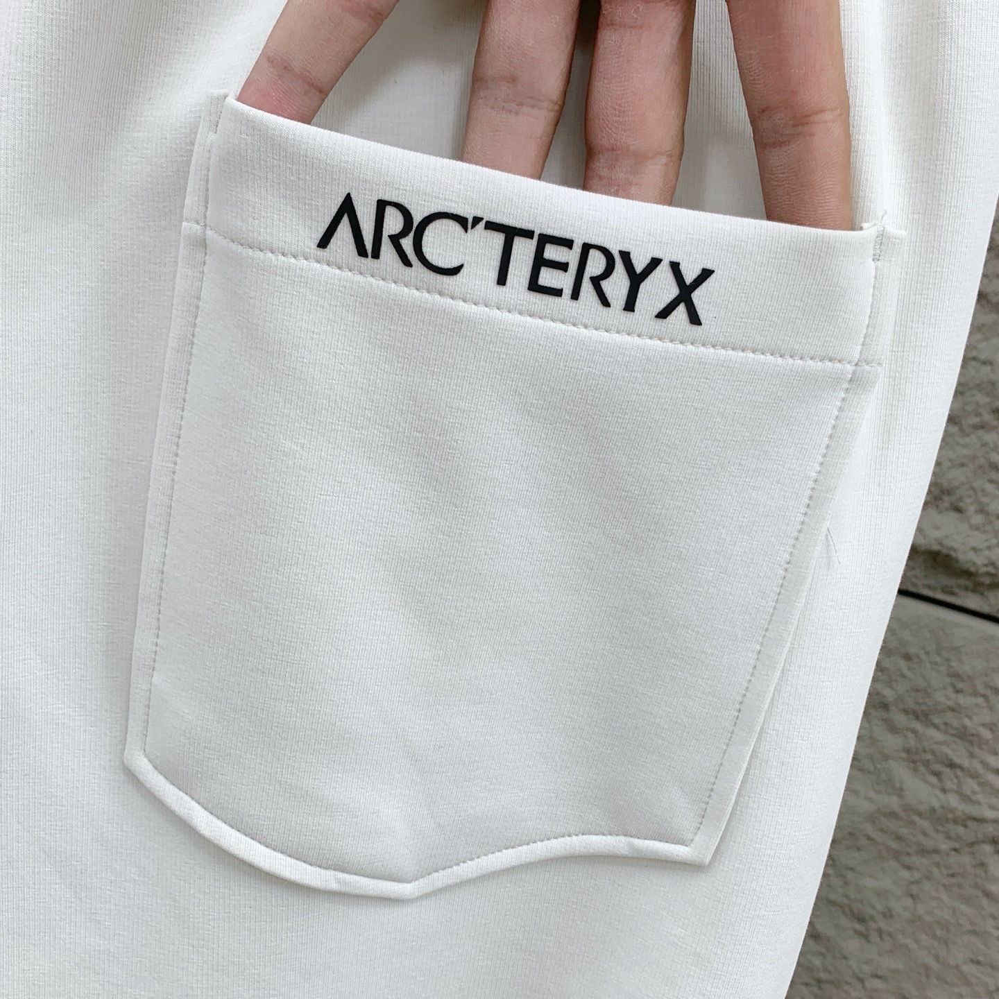 “Spring/Summer Re-emergence: Stylish High-Quality Fashion Pants with Custom Options” - 图片 8