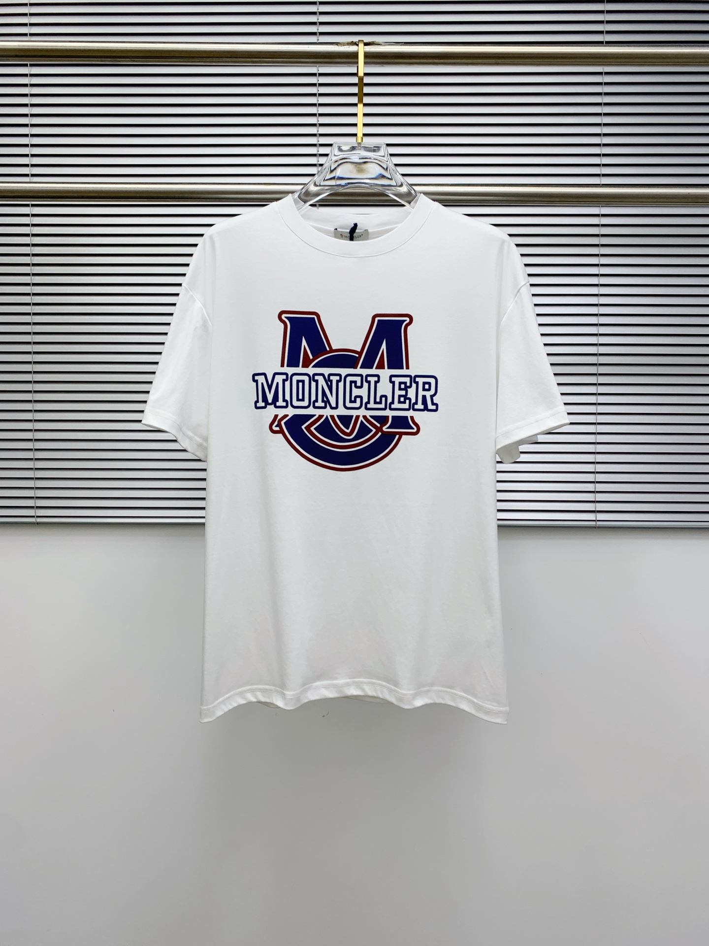 P蒙口2025春夏新款男女同款👫短袖T恤，最新款全网独家首上！！~既经典有时尚百搭，谁不爱啊，将经典再次