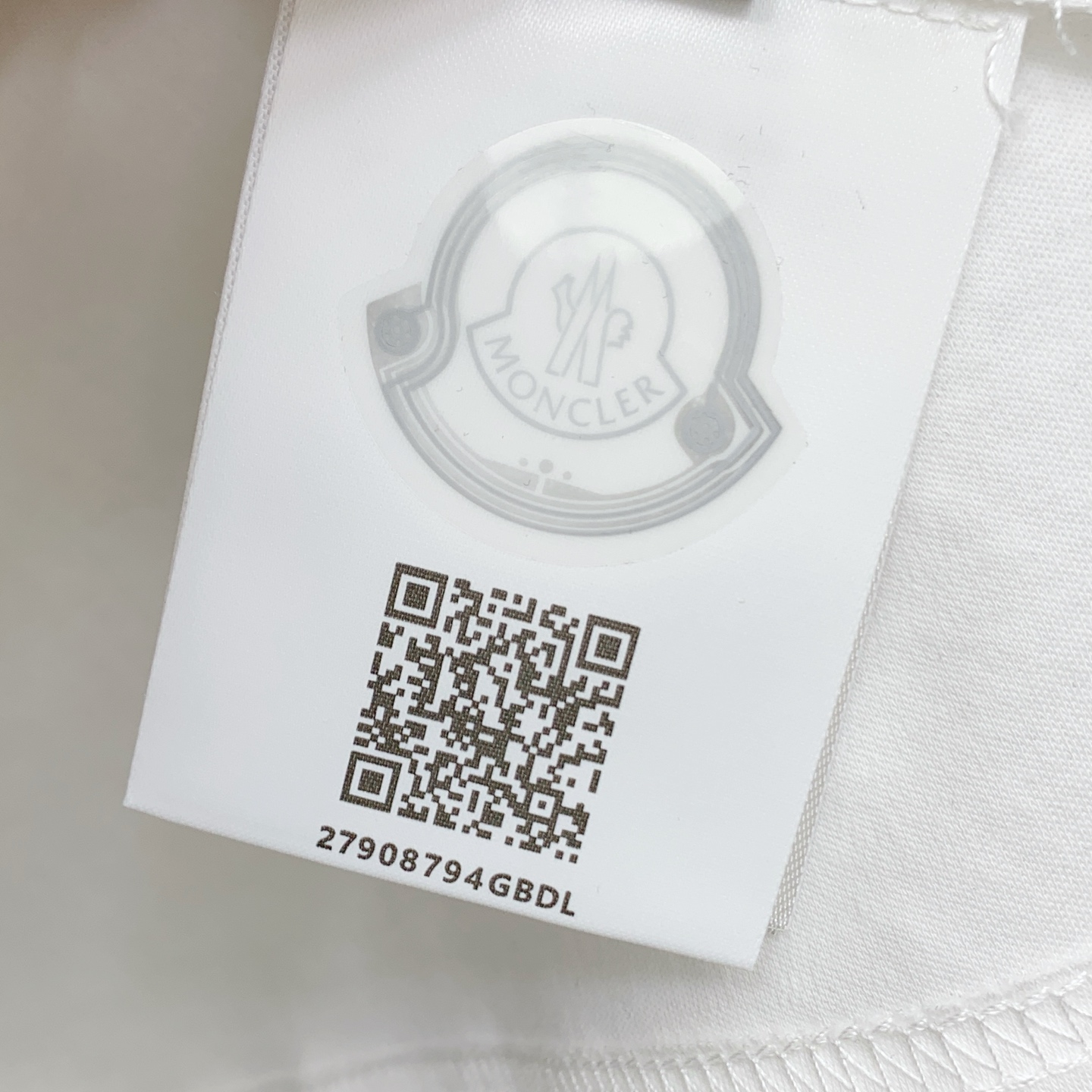 P蒙口2025春夏新款男女同款👫短袖T恤，最新款全网独家首上！！~既经典有时尚百搭，谁不爱啊，将经典再次