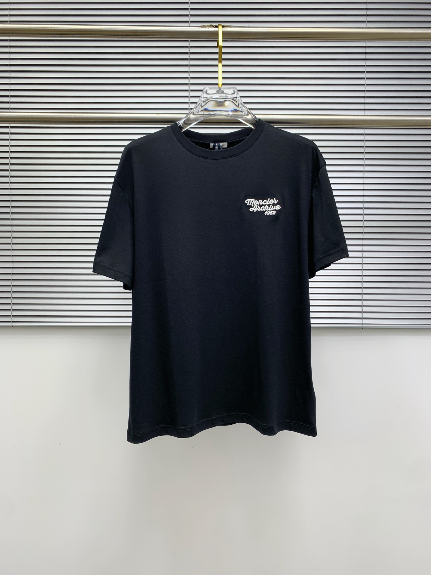 P蒙口2025春夏新款男女同款👫短袖T恤，最新款全网独家首上！！~既经典有时尚百搭，谁不爱啊，将经典再次