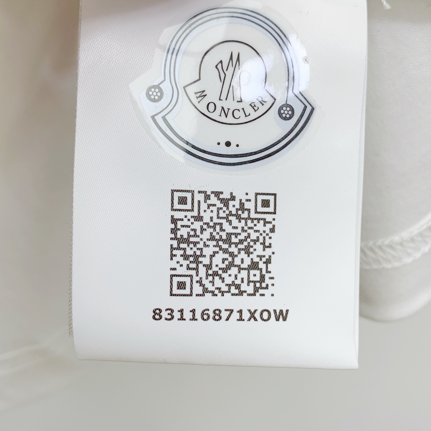 P蒙口2025春夏新款男女同款👫短袖T恤，最新款全网独家首上！！~既经典有时尚百搭，谁不爱啊，将经典再次