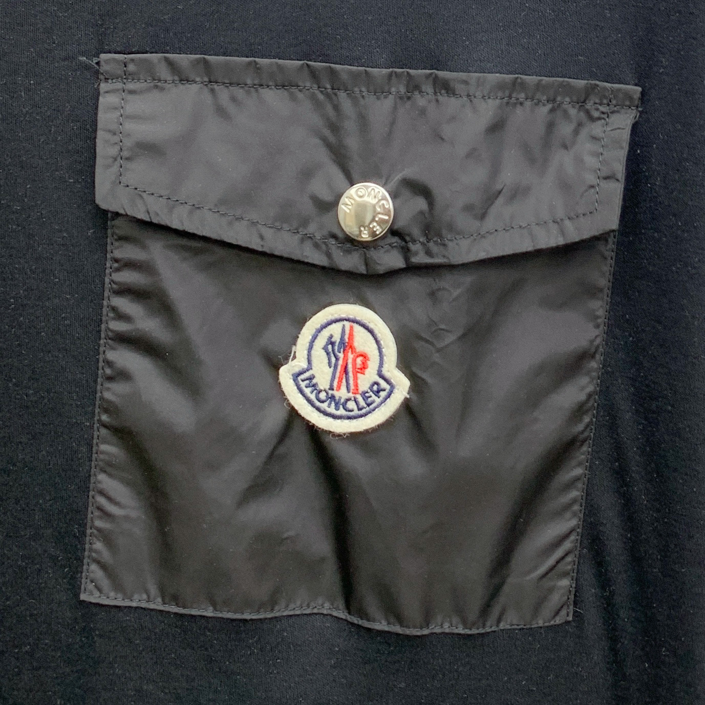 P蒙口2025春夏新款男女同款👫短袖T恤，最新款全网独家首上！！~既经典有时尚百搭，谁不爱啊，将经典再次