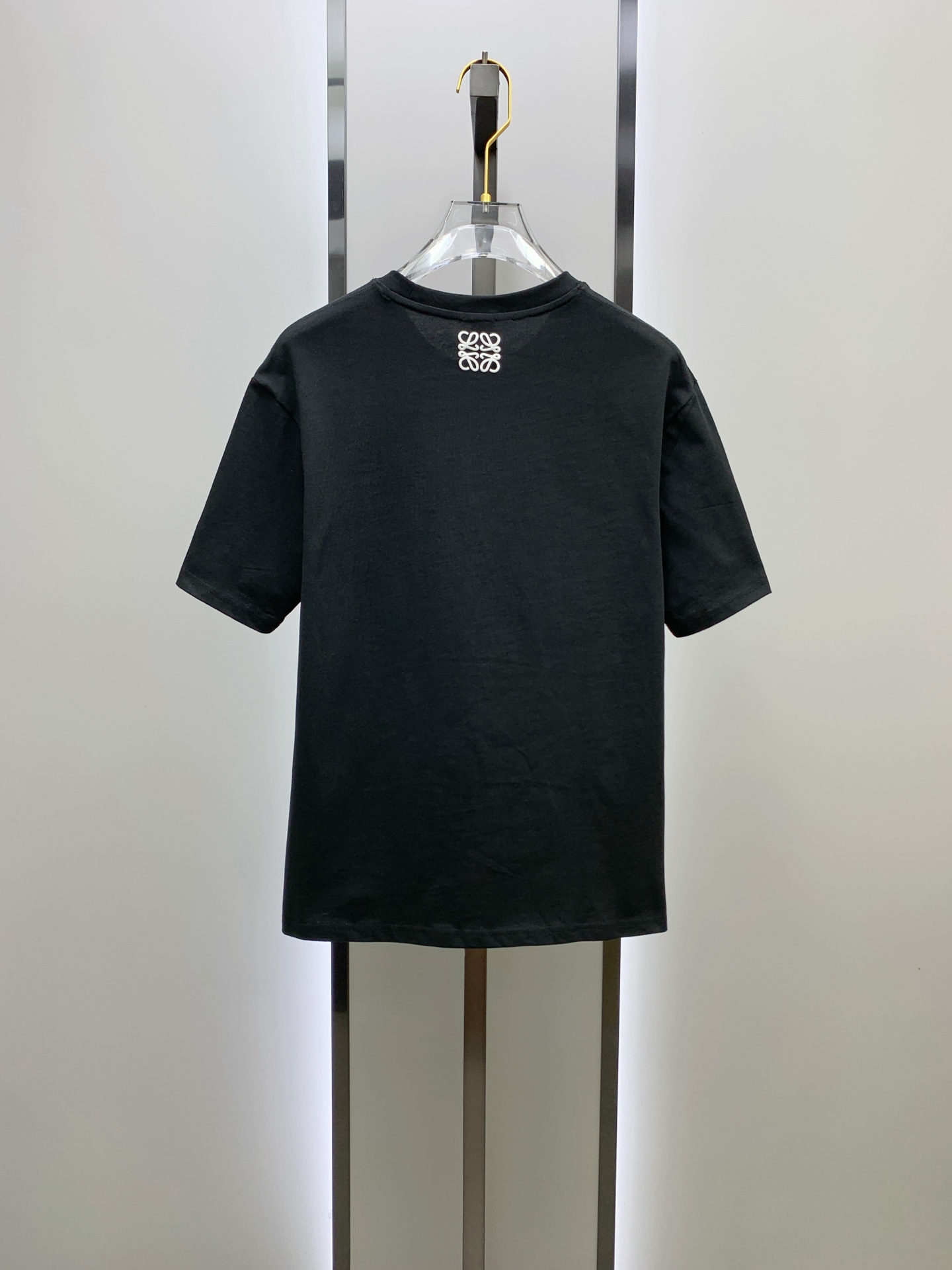 P罗意威2025夏季新款短袖T恤，个性艺术系列全网独家首发 百搭款细节处理完美纯棉面料十分精致 原版面料