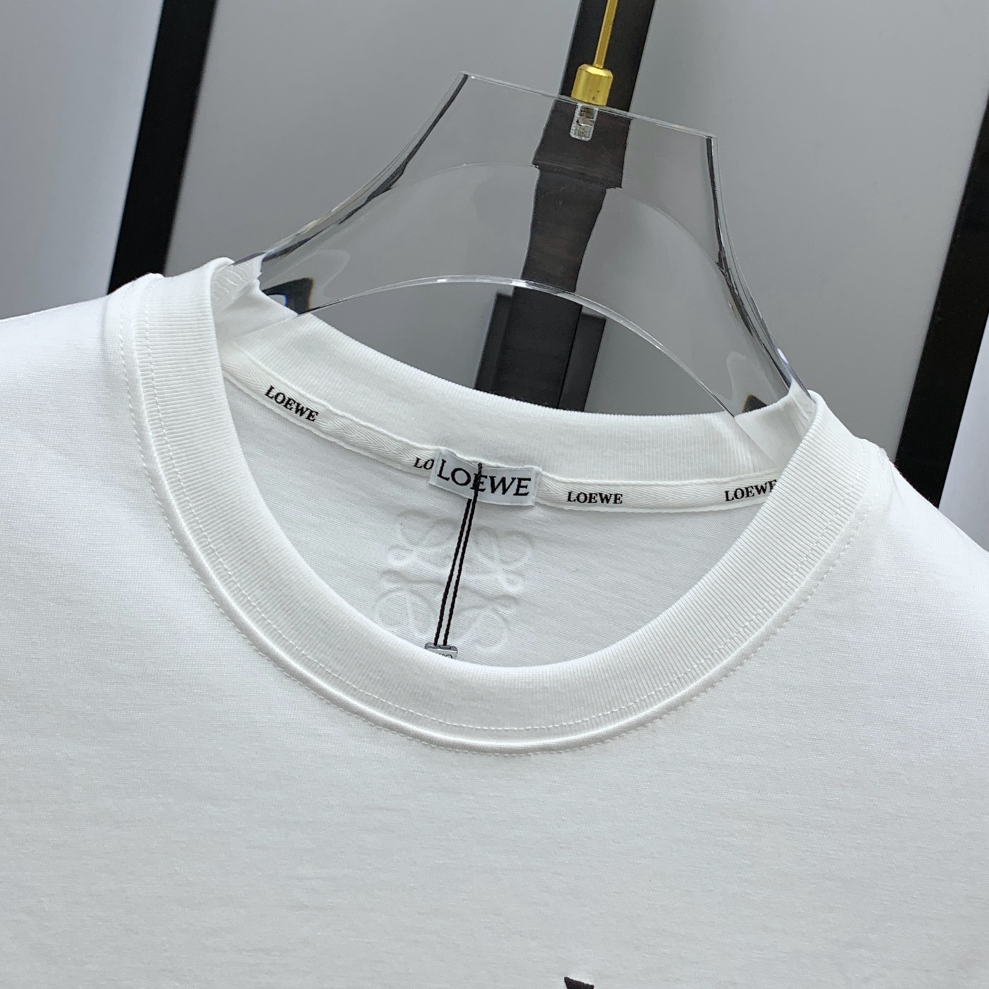 P罗意威2025夏季新款短袖T恤，个性艺术系列全网独家首发 百搭款细节处理完美纯棉面料十分精致 原版面料