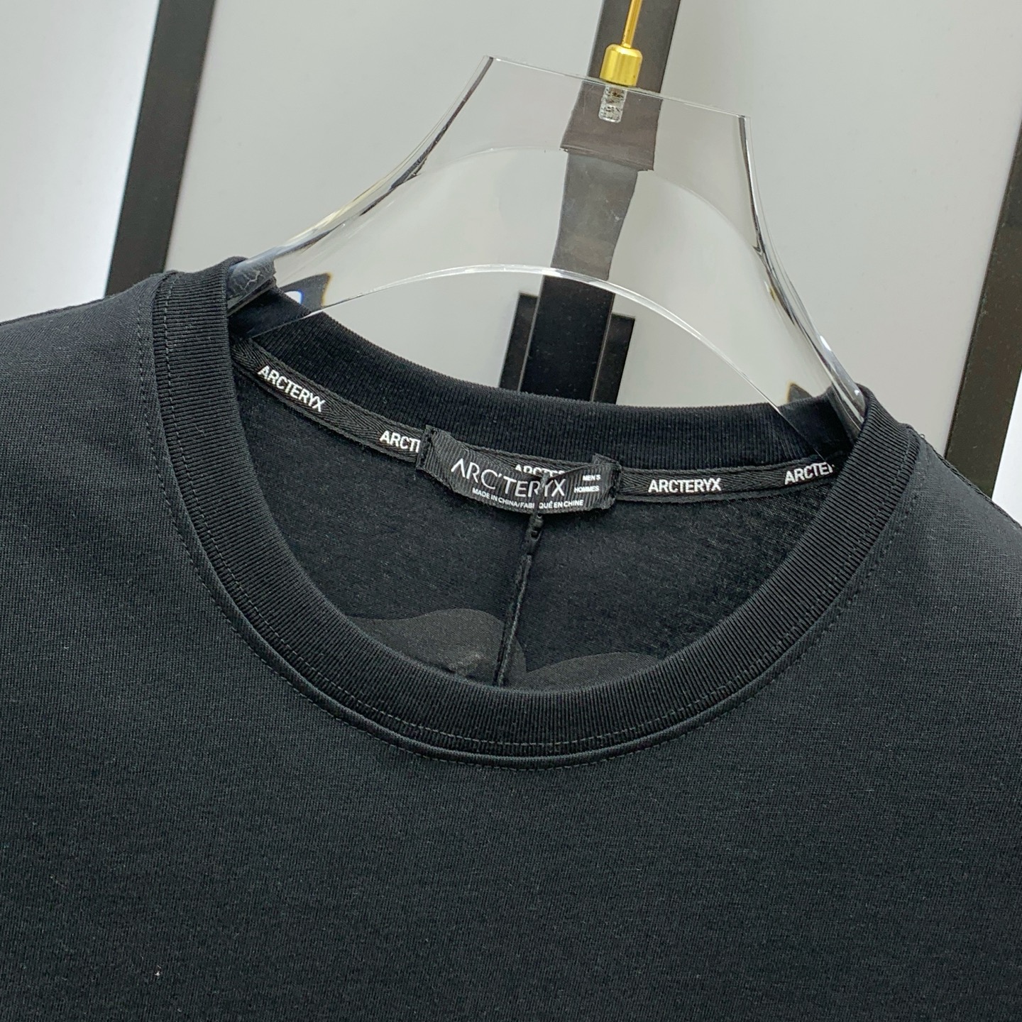 P始祖鸟2025夏季新款短袖T恤，个性艺术系列全网独家首发 百搭款细节处理完美纯棉面料十分精致 原版面料