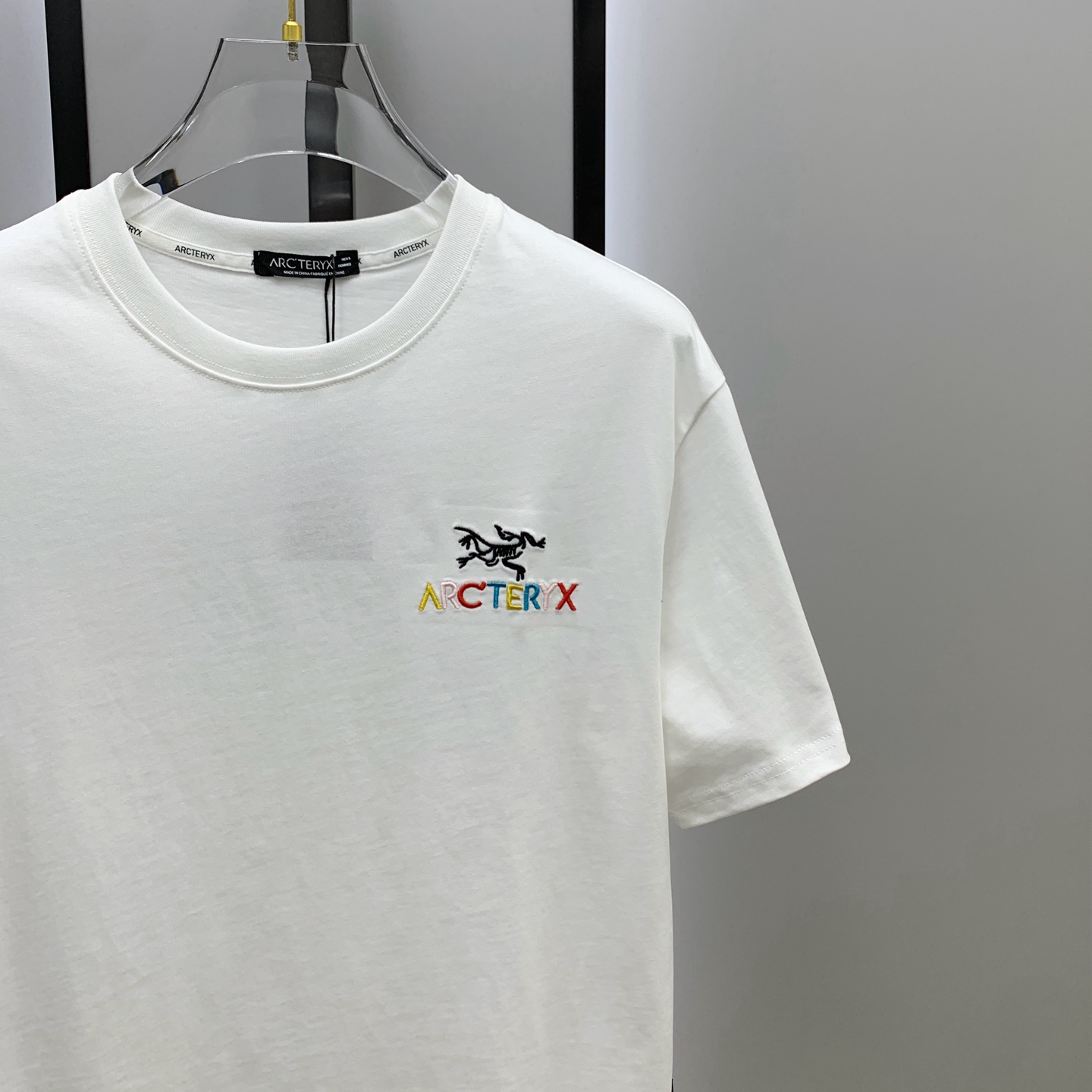 Arc'teryx Summer Short Sleeve T-Shirt - Unique Art Series, Unisex Style 5 i1746550355776 2904 0 2