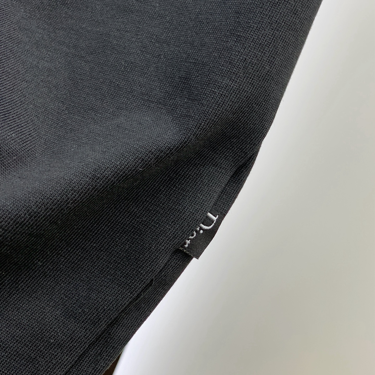 P迪奥2025夏季新款短袖T恤，个性艺术系列全网独家首发 百搭款细节处理完美纯棉面料十分精致 原版面料 