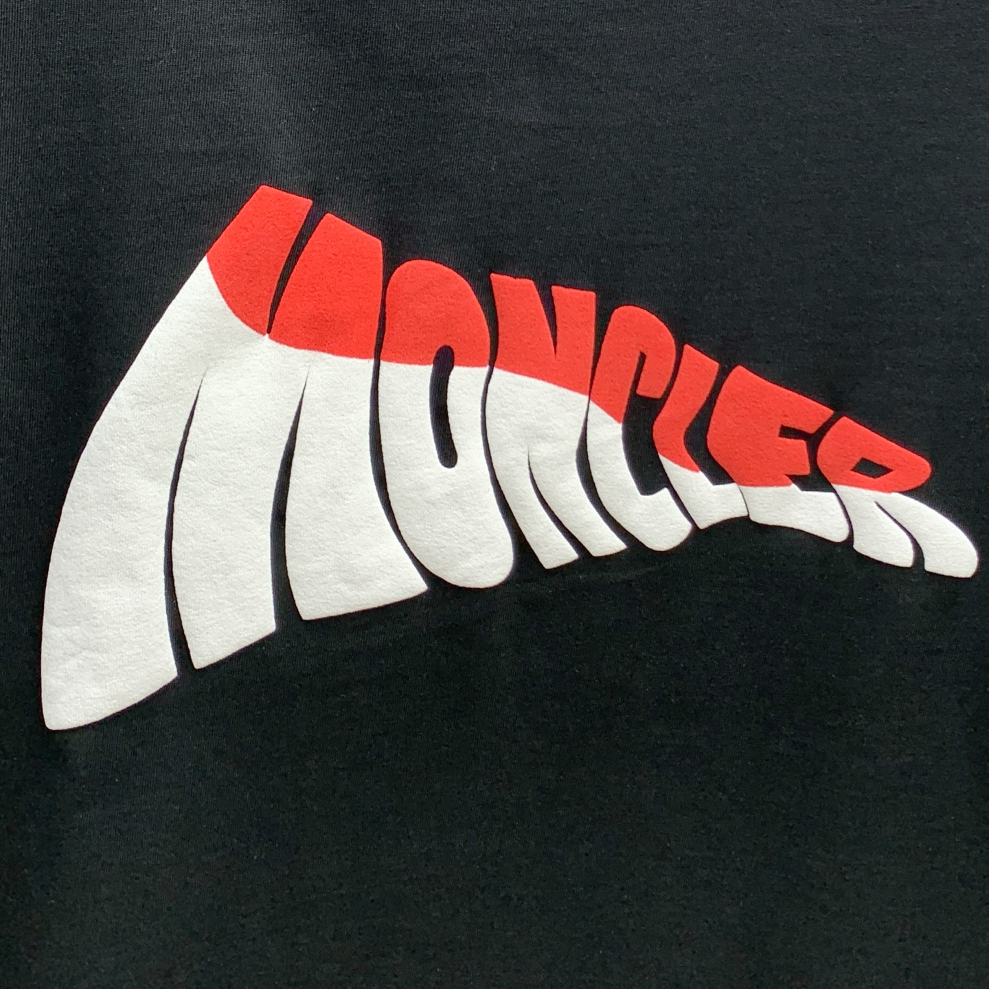 P蒙口2025夏季新款短袖T恤，个性艺术系列全网独家首发 百搭款细节处理完美纯棉面料十分精致 原版面料 