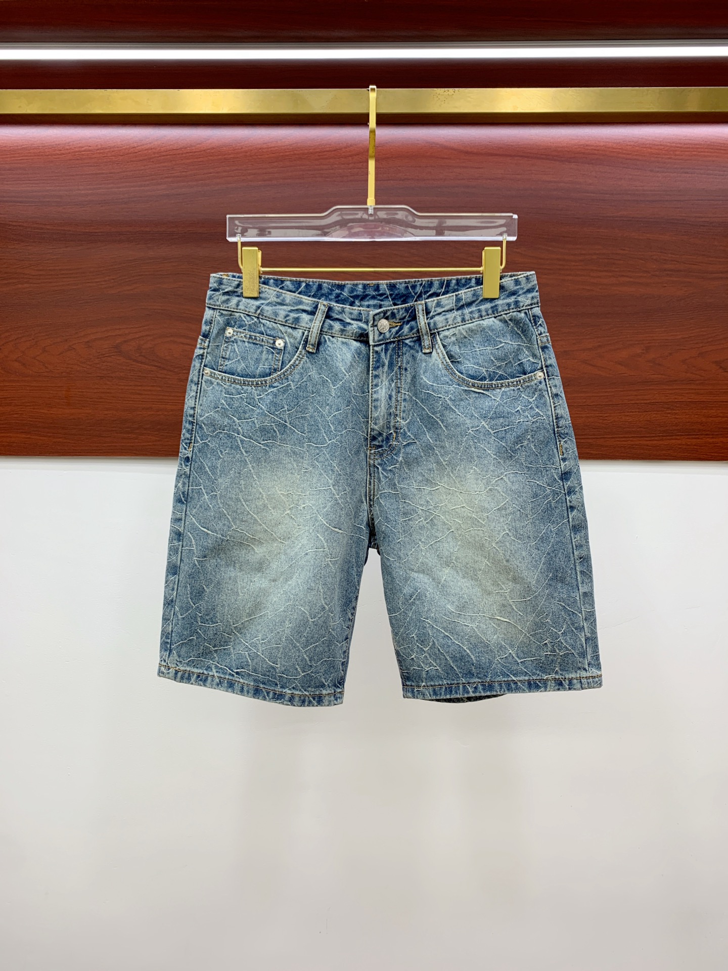 NO:161233,Dior high-end customization 2025Ss spring and summer new original single hot denim shorts super customization original hardware super heavy industry craftsmanship excellent style, impeccable details!  The style is not picky!  Must-have sizes for summer: 29-38 (no 35 no 37), dior, shorts, alexander wang19860909迪奥高端定制 2025Ss春夏新款原单爆款牛仔短裤 超级定制款 原版五金 超级重工工艺 版型超赞,细节做工无可挑剔！款式不挑人！夏季必备尺码:29-38（无35无37）,,dior,shorts,alexander wang,Men's clothing