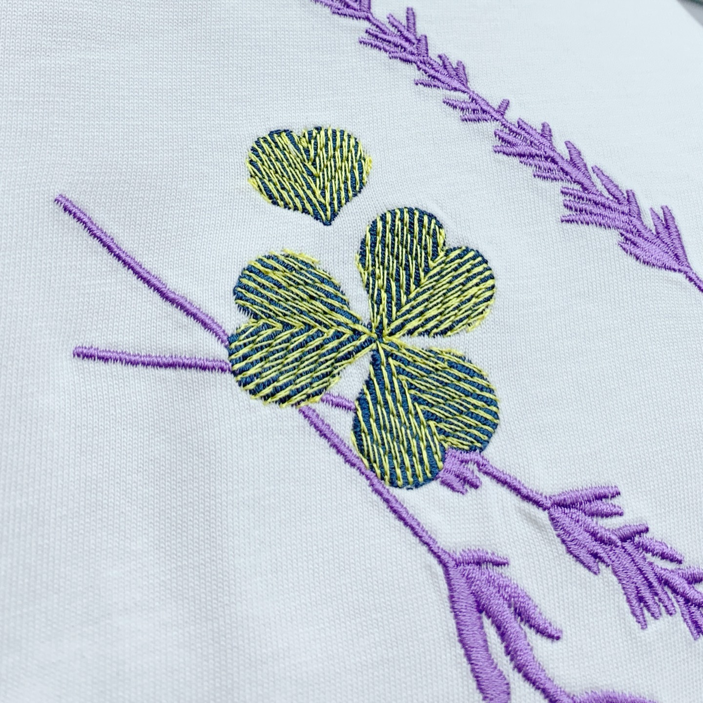 Armani 个性艺术系列 短袖T恤服装,男,女 7