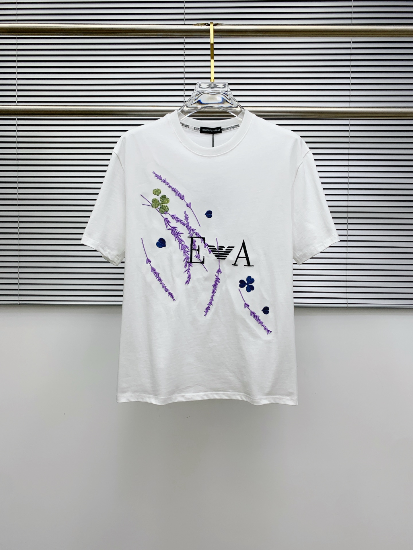 阿玛尼2025夏季新款短袖T恤，个性艺术系列全网独家首发 ...