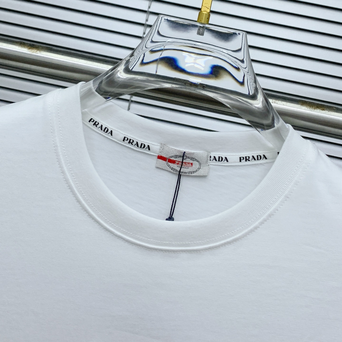 Prada 个性艺术系列 短袖T恤服装,男,女 5