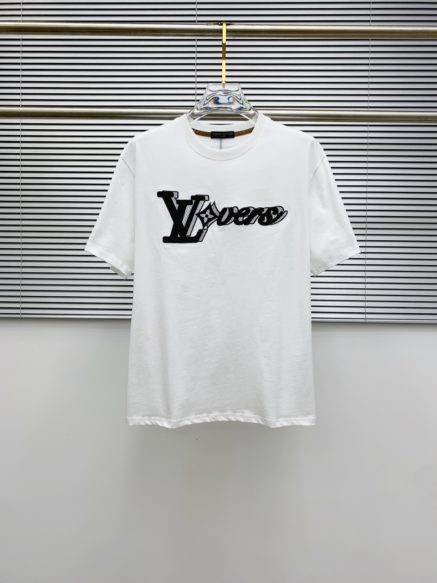 LV2025夏季新款短袖T恤，个性艺术系列全网独家首发 百搭款...