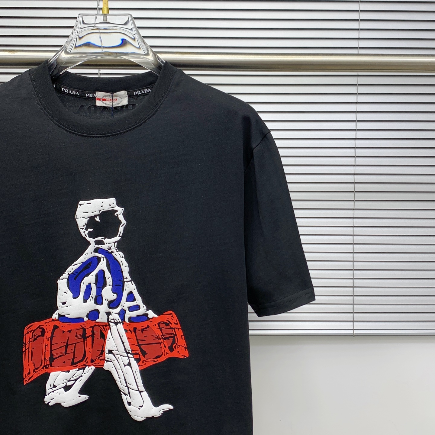 Prada Artistic Series T-shirt服装,男,女 5