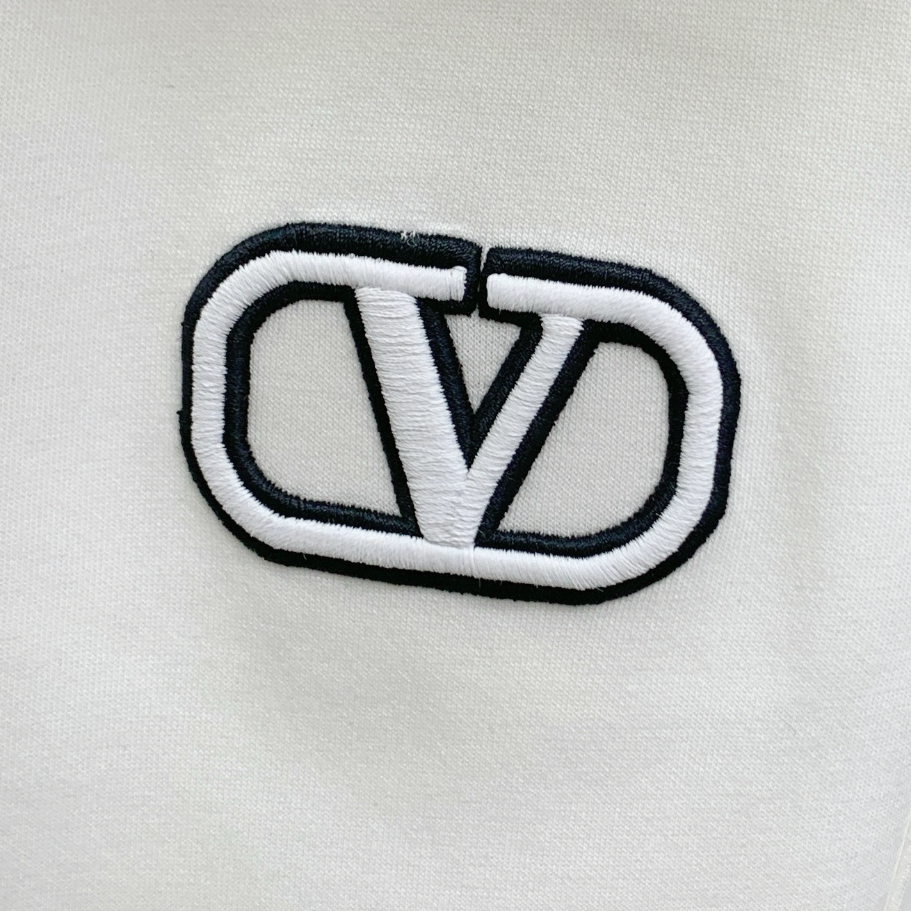 Valentino 25SS Copper-Amino Summer Leisure Pants: Stylish, Comfortable, and Versatile - 图片 7