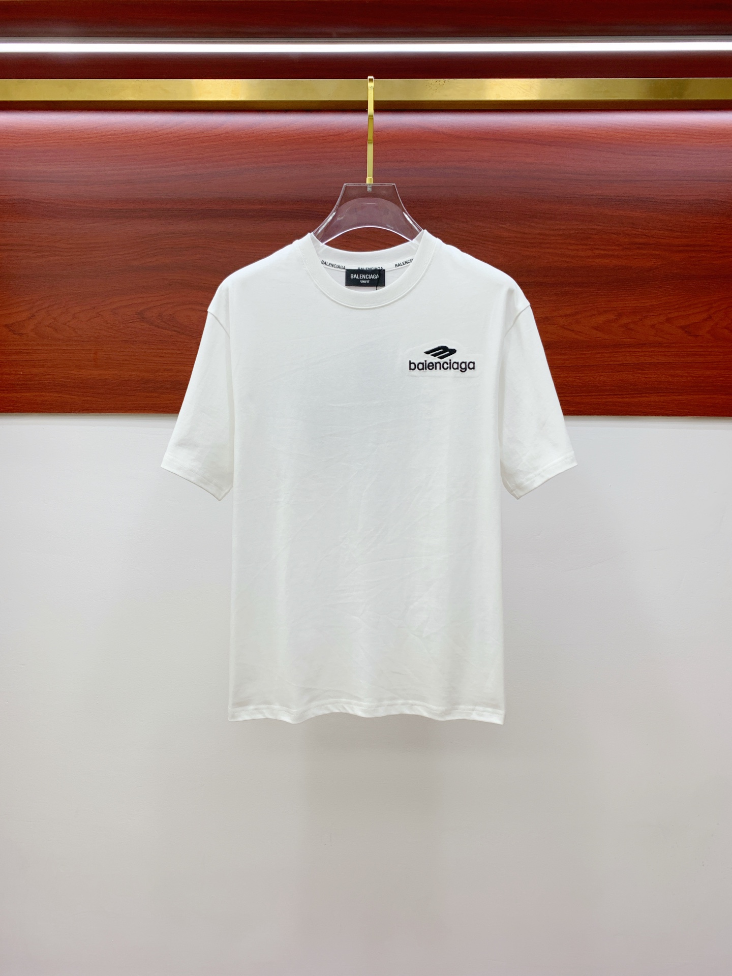 巴黎世家2025夏季新款短袖T恤，个性艺术系列全网独家首发...