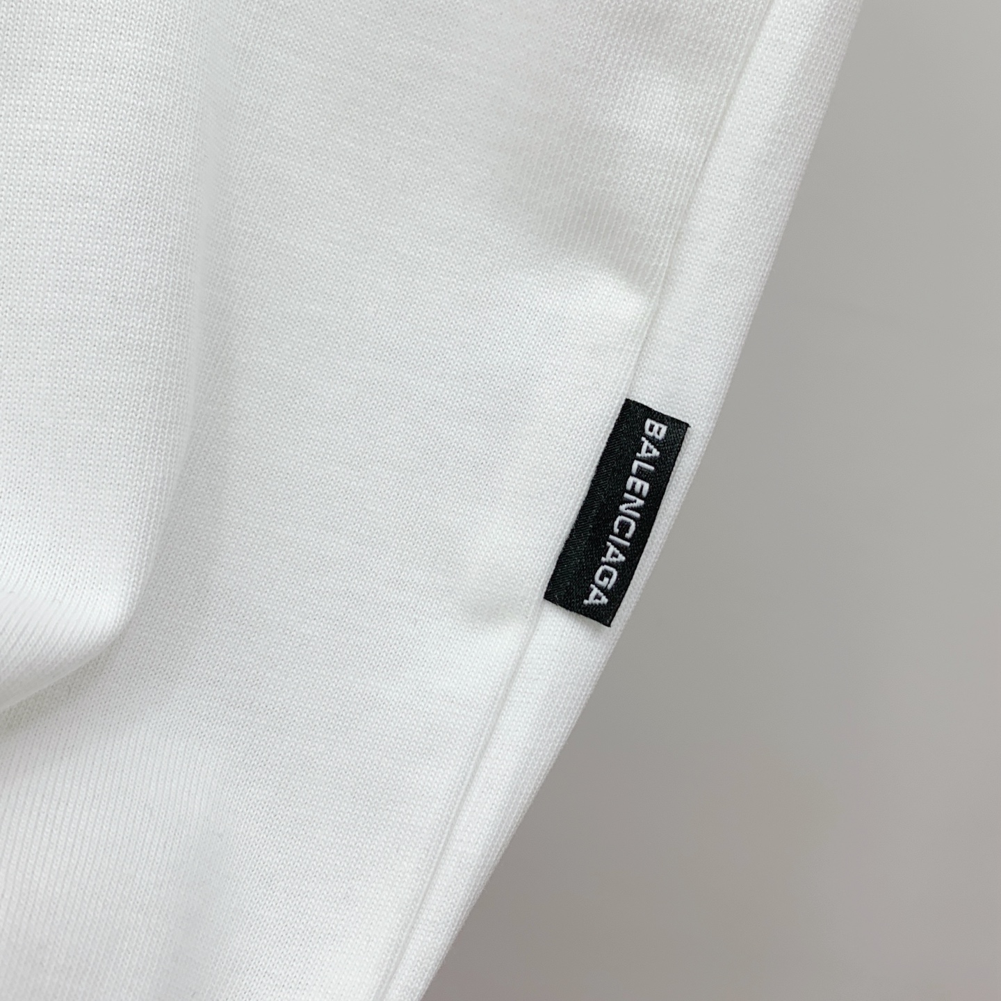 Balenciaga 个性艺术系列 短袖T恤服装,男,女 7