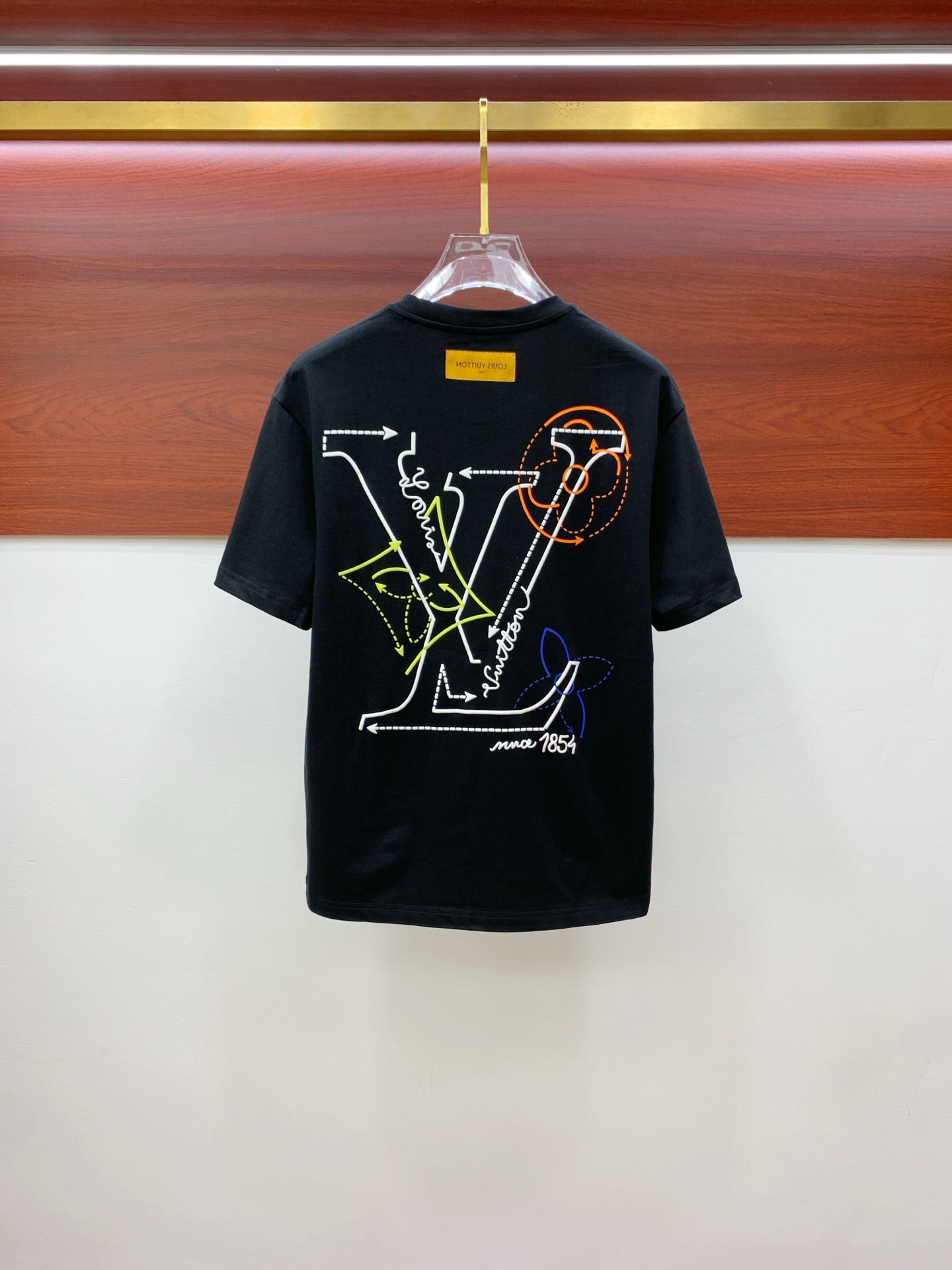 LV 个性艺术系列 短袖T恤服装,lv,男,女 9