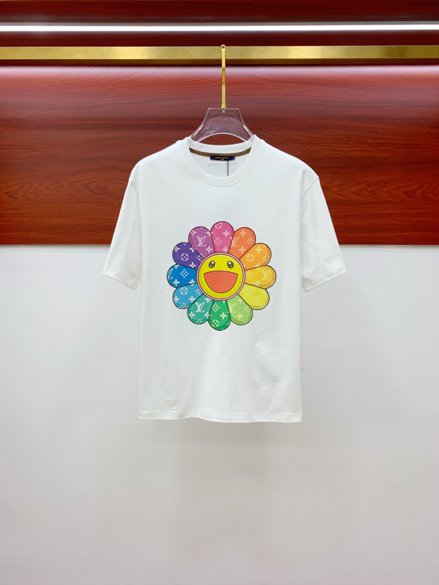 LV2025夏季新款短袖T恤，个性艺术系列全网独家首发 百搭款...