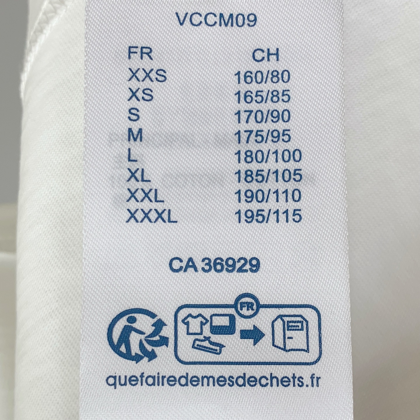 Louis Vuitton Summer T-Shirt - Artistic Design, Comfortable Cotton, Unisex Style 12 i1747928847001 1847 0 9