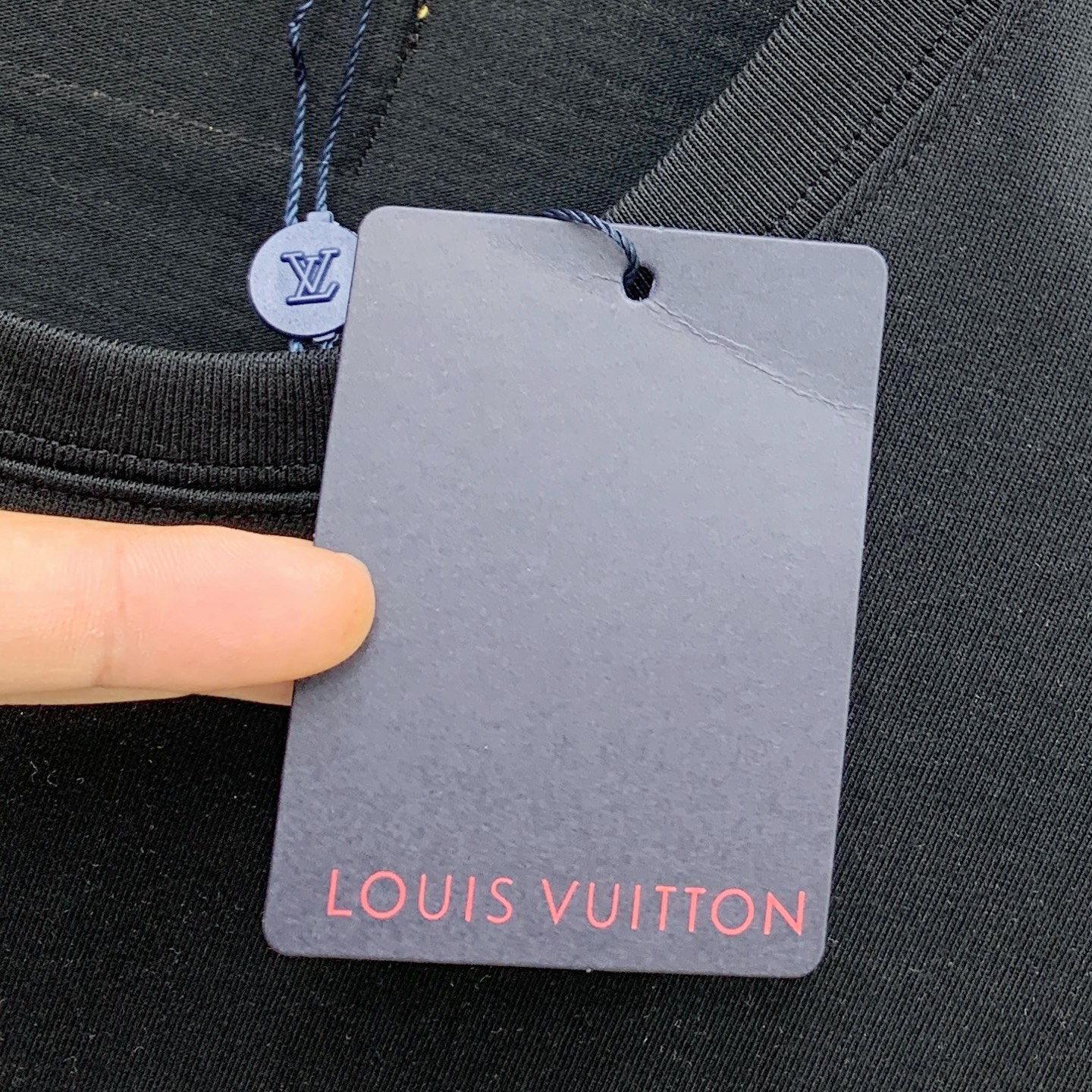 Louis Vuitton Summer T-Shirt - Unique Artistic Design, Comfortable Cotton Blend 5 i1747928870100 3528 0 7