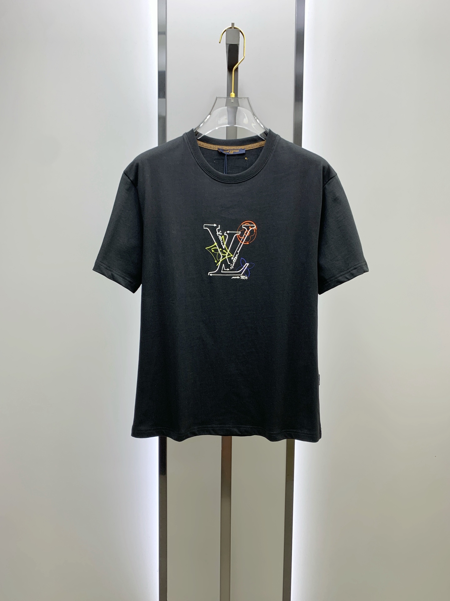 Louis Vuitton Summer T-Shirt - Unique Artistic Design, Comfortable Cotton 3 i1747928870114 9054 0 1