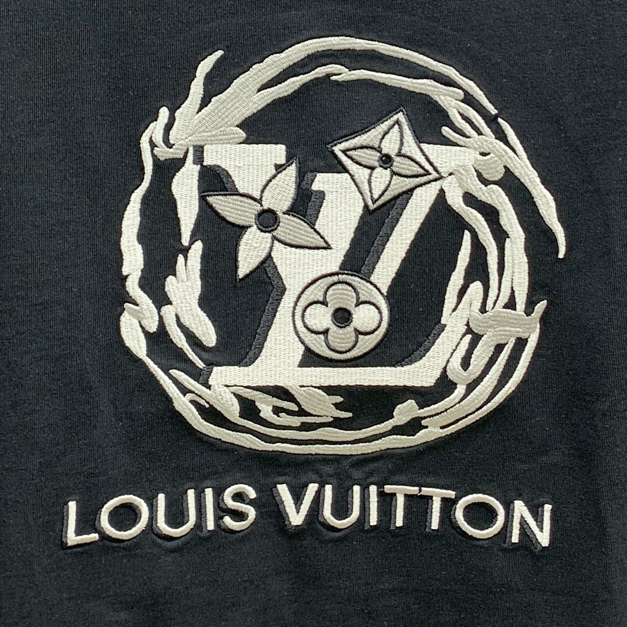 Louis Vuitton Summer T-Shirt - Unique Artistic Design, Comfortable Cotton 8 i1747928904290 3788 0 4