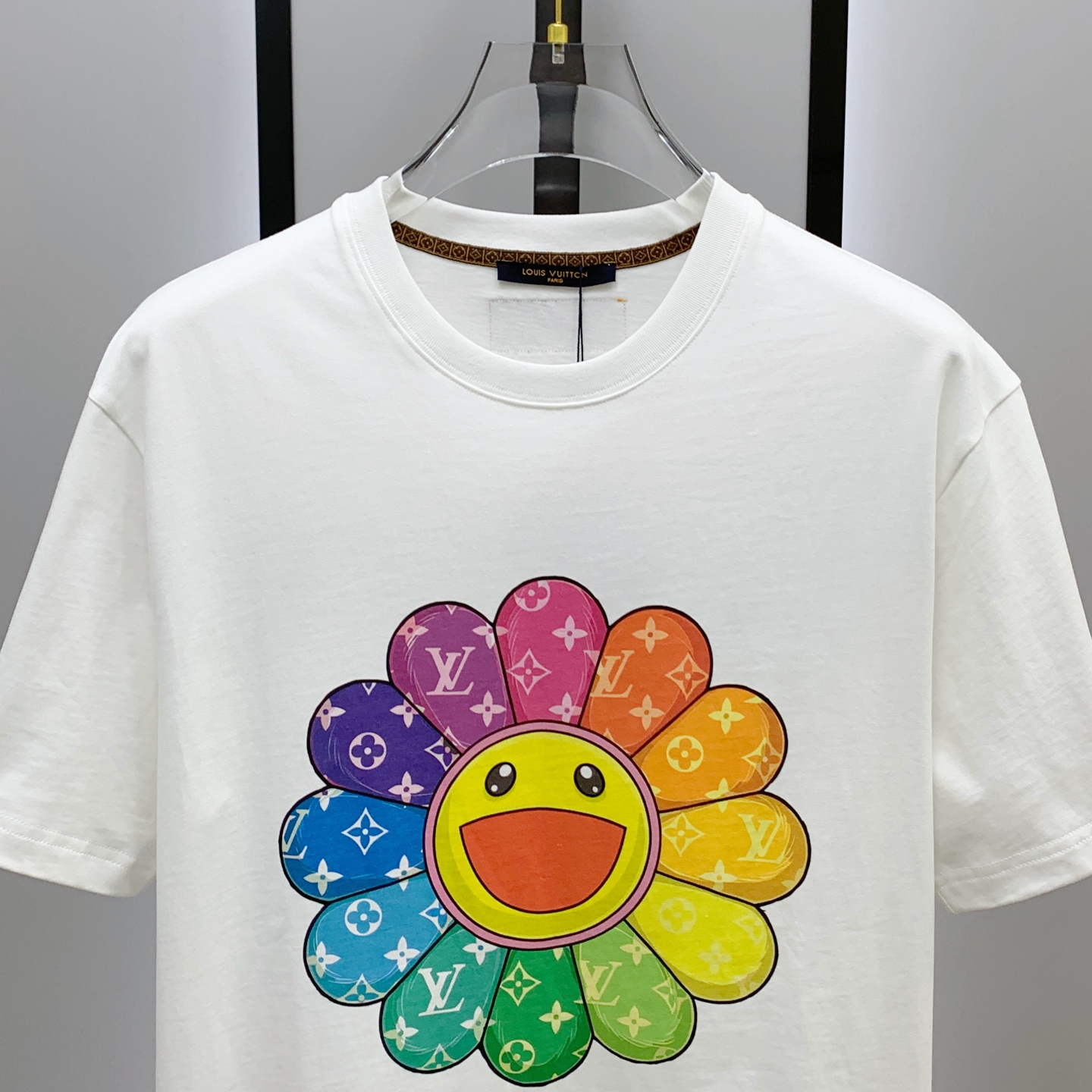 Louis Vuitton Summer T-Shirt - Artistic Design, Comfortable Cotton, Unisex Style 3 i1747928997226 3709 0 2