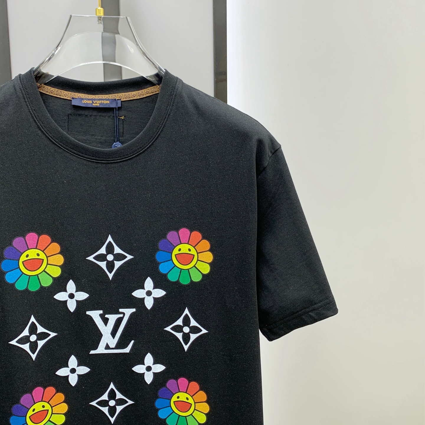 Louis Vuitton Summer T-Shirt - Unique Artistic Design, Comfortable Cotton Blend 6 i1747929054245 8113 0 3