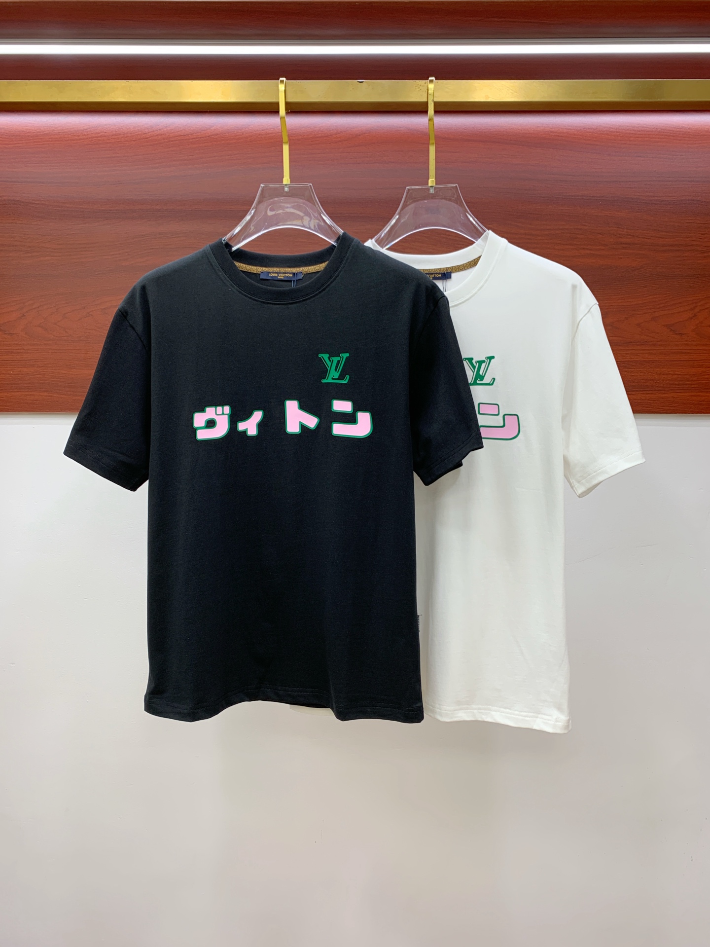 PLV2025夏季新款短袖T恤，个性艺术系列全网独家首发 百搭款细节处理完美纯棉面料十分精致 原版面料 