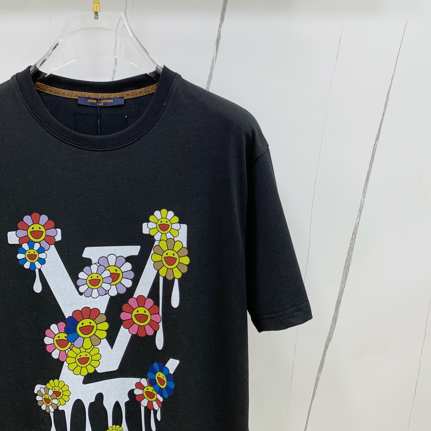 PLV2025夏季新款短袖T恤，个性艺术系列全网独家首发 百搭款细节处理完美纯棉面料十分精致 原版面料 