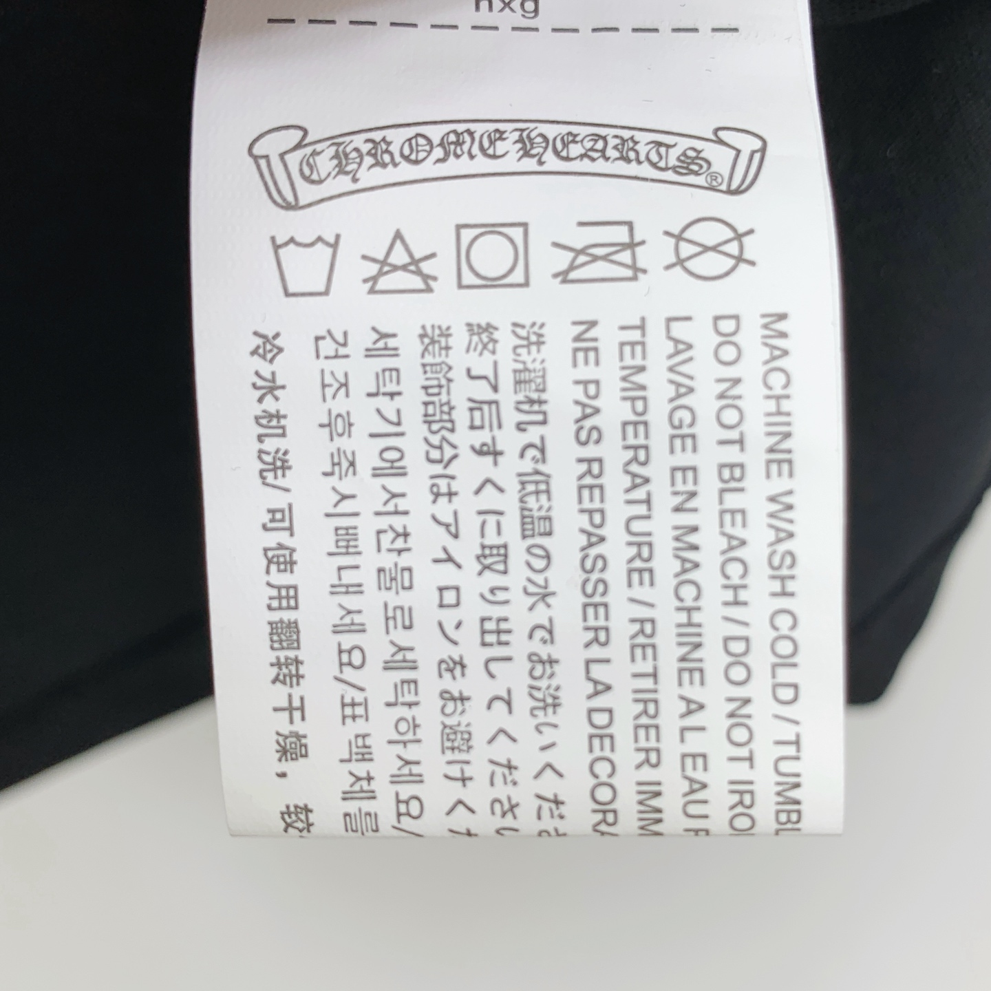 P克罗心2025夏季新款短袖T恤，个性艺术系列全网独家首发 百搭款细节处理完美纯棉面料十分精致 原版面料