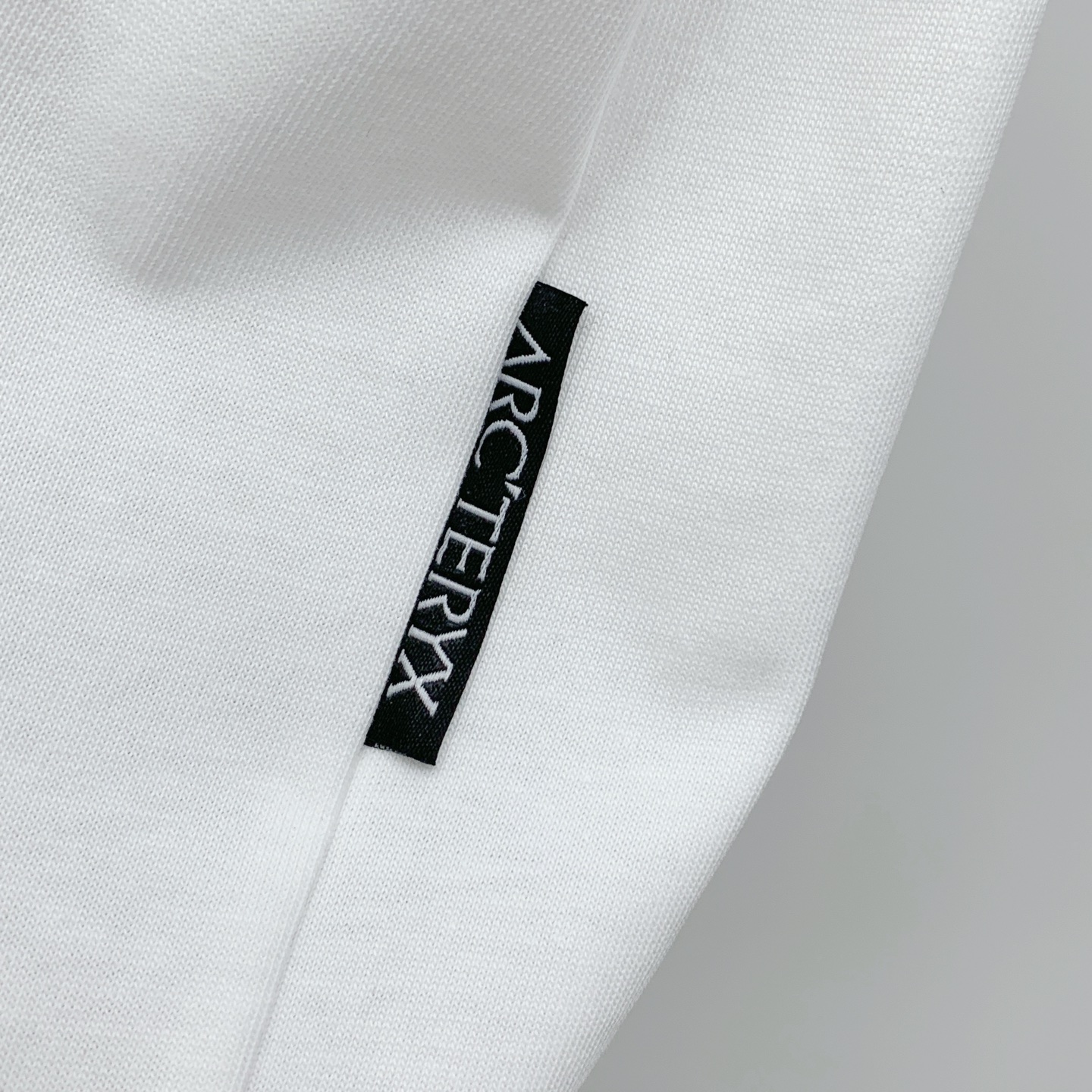 Arc'teryx Summer Short Sleeve T-Shirt: Unique Art Series - Black, White, M-3XL 8 i1749359153896 7687 0 6