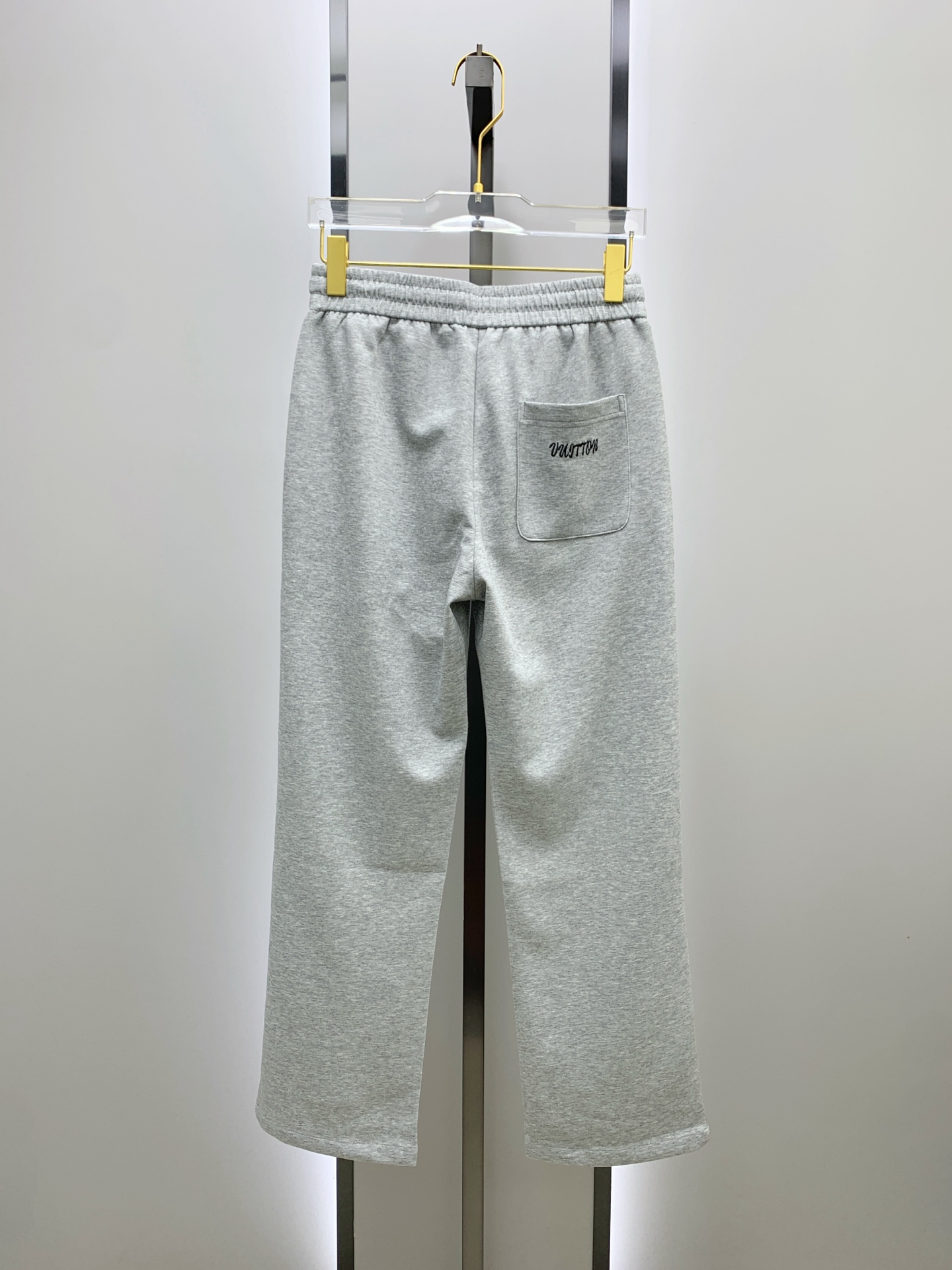 PLV【新品】25SS夏季新款休闲裤.定制铜氨丝空气层混纺面料，抗皱不粘灰抗静电，面料柔软舒适有垂感.立