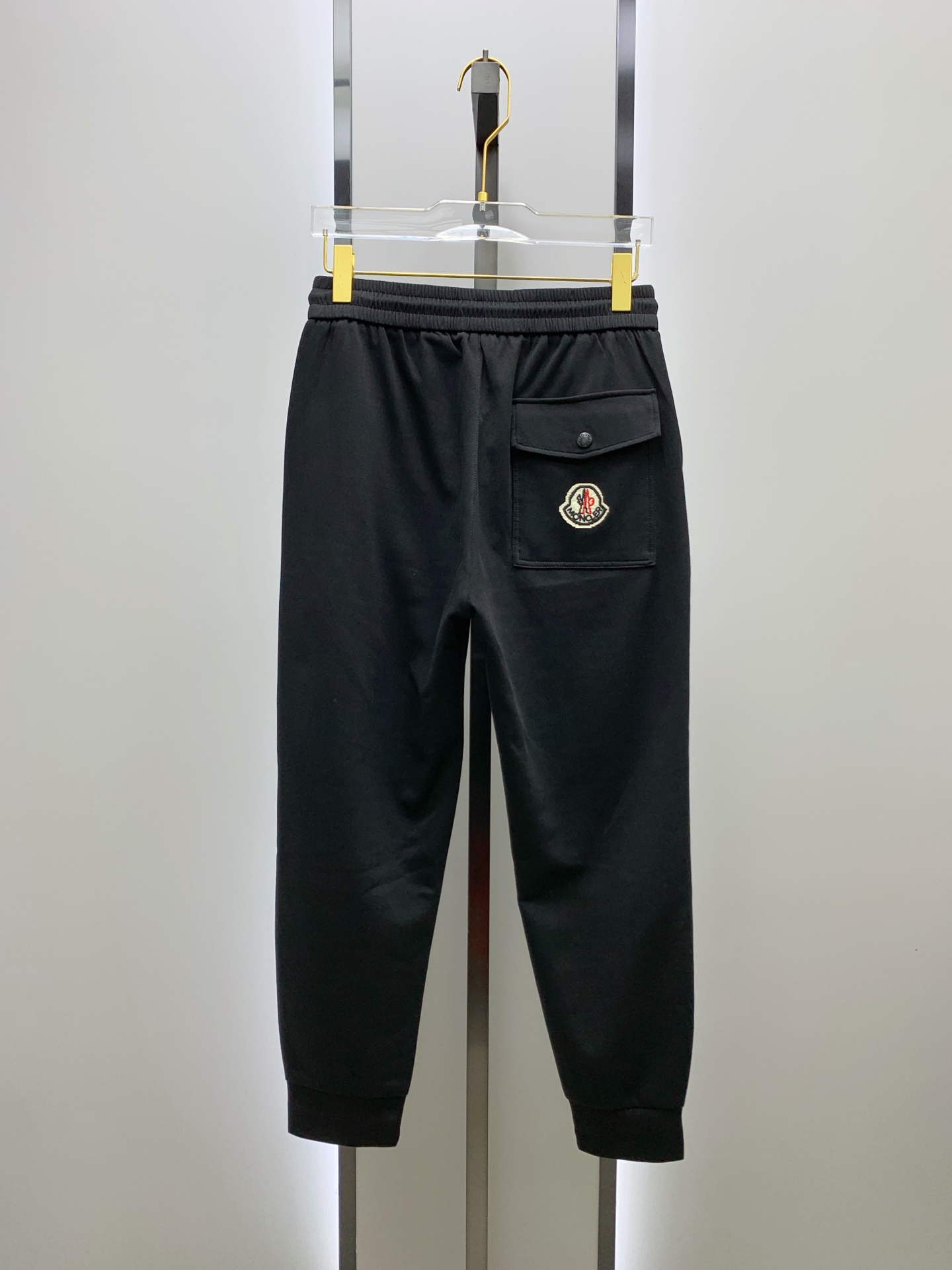 P蒙口【新品】25SS夏季新款休闲裤.定制铜氨丝空气层混纺面料，抗皱不粘灰抗静电，面料柔软舒适有垂感.立