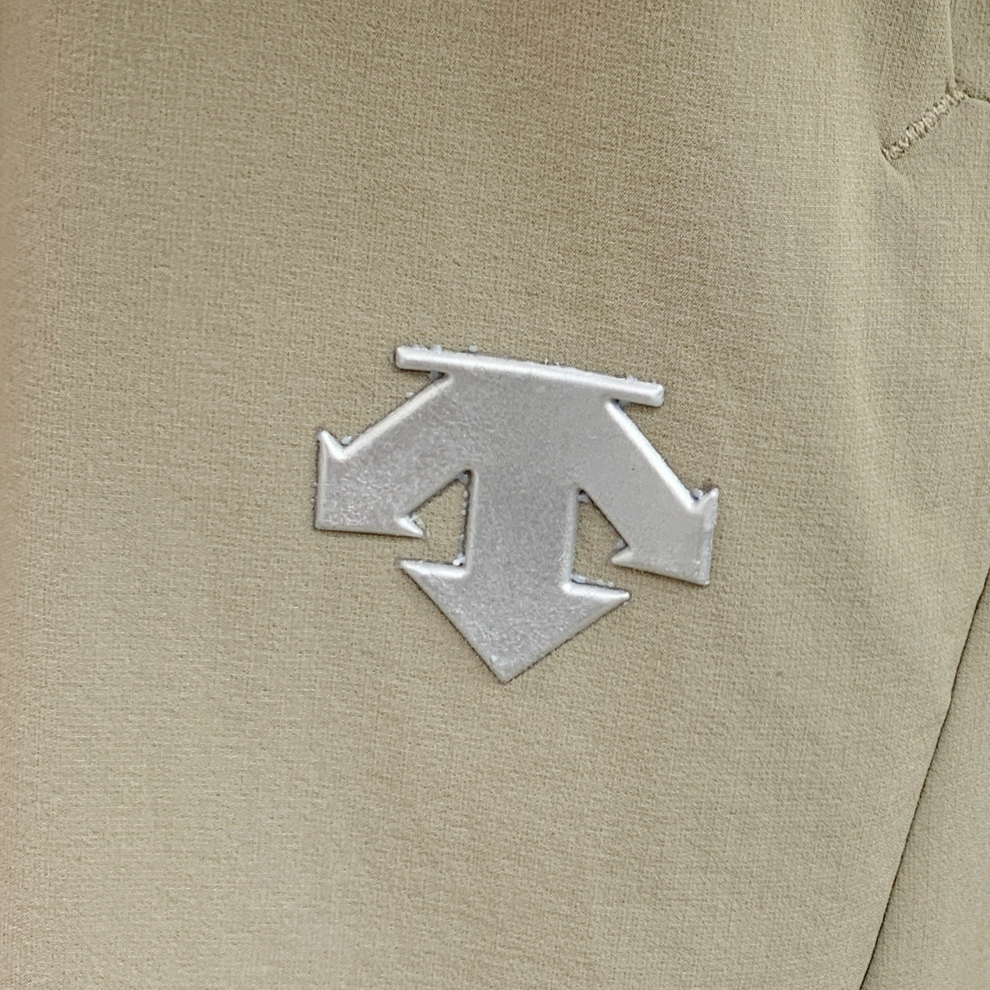 “High-Quality Fashion Pants: Super Stylish, Comfortable, and Versatile in Monochrome Custom Design” - 图片 7