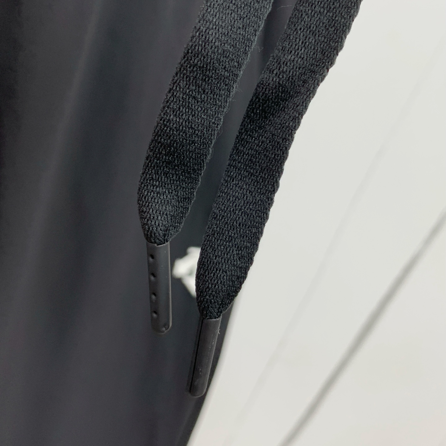Stylish Monochrome Fashion Pants Re-Emerged with High Quality and Comfort. - 图片 7