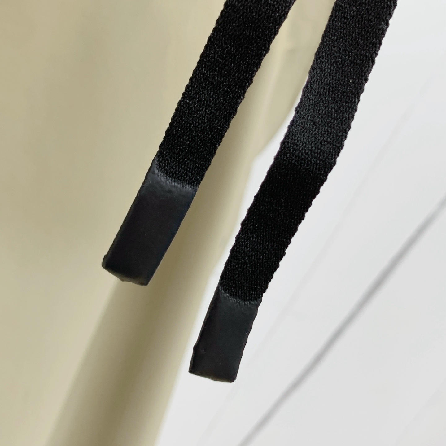 Re-emergence of High-Quality Mono-Ordered Fashion Pants with Wide, Stylish, and Comfortable Design - 图片 6
