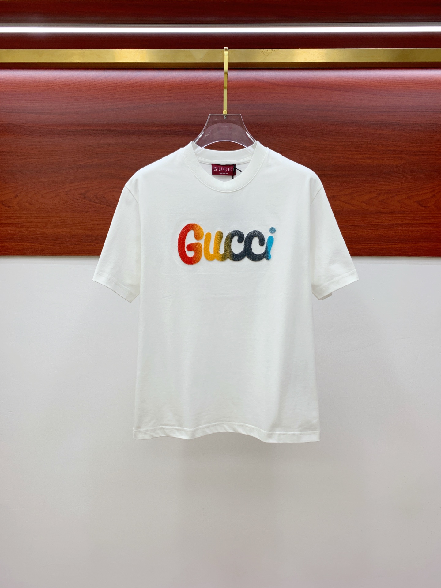 ss古驰纯棉最新面料！经典标识图案logo时尚简约潮流短袖，最顶级的品质专柜原单短袖，顶级制作工艺进口面