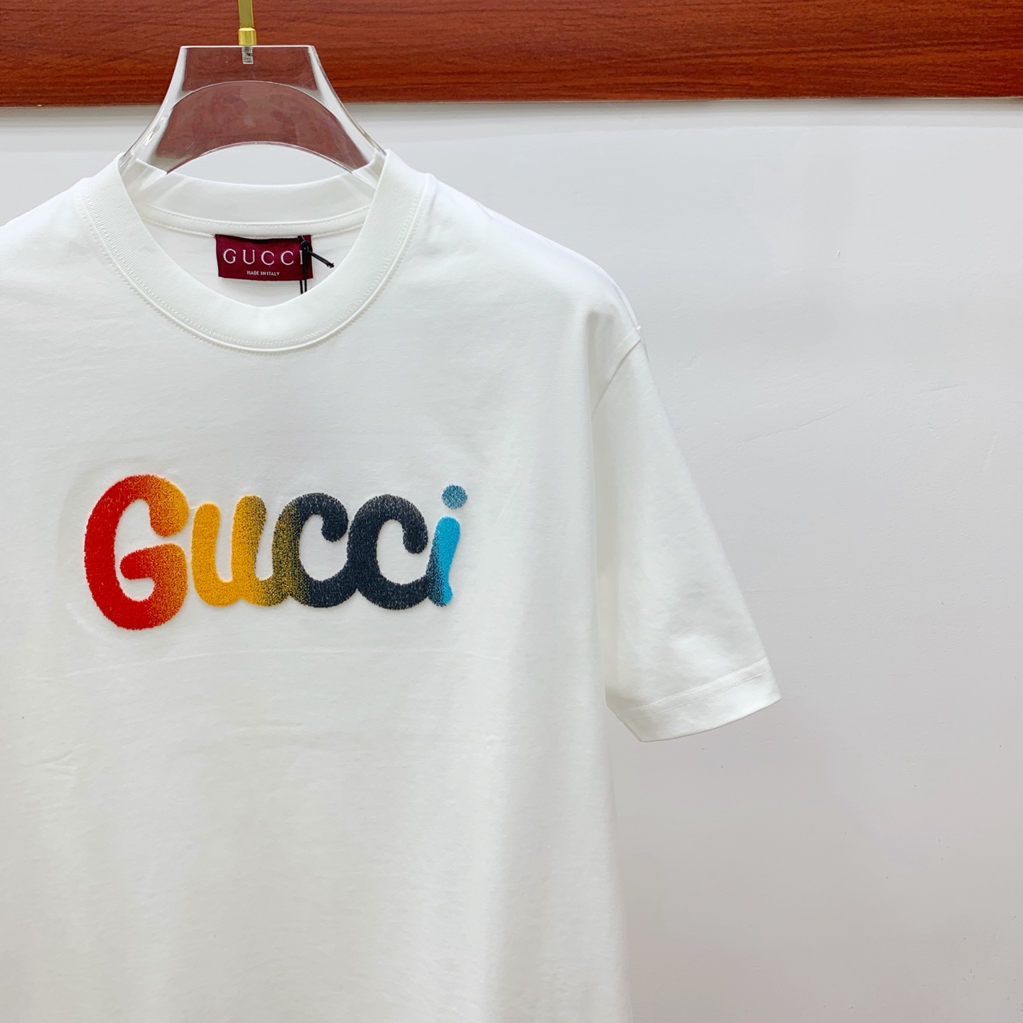 ss古驰纯棉最新面料！经典标识图案logo时尚简约潮流短袖，最顶级的品质专柜原单短袖，顶级制作工艺进口面