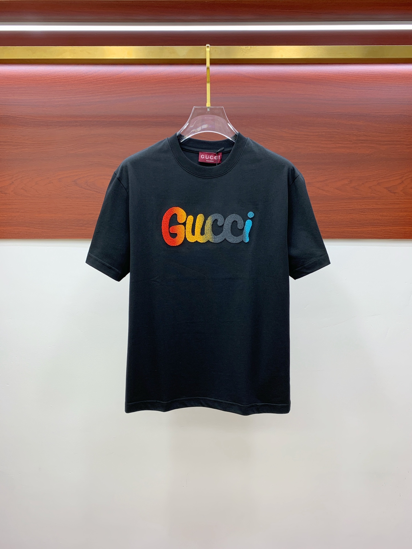 ss古驰纯棉最新面料！经典标识图案logo时尚简约潮流短袖，最顶级的品质专柜原单短袖，顶级制作工艺进口面