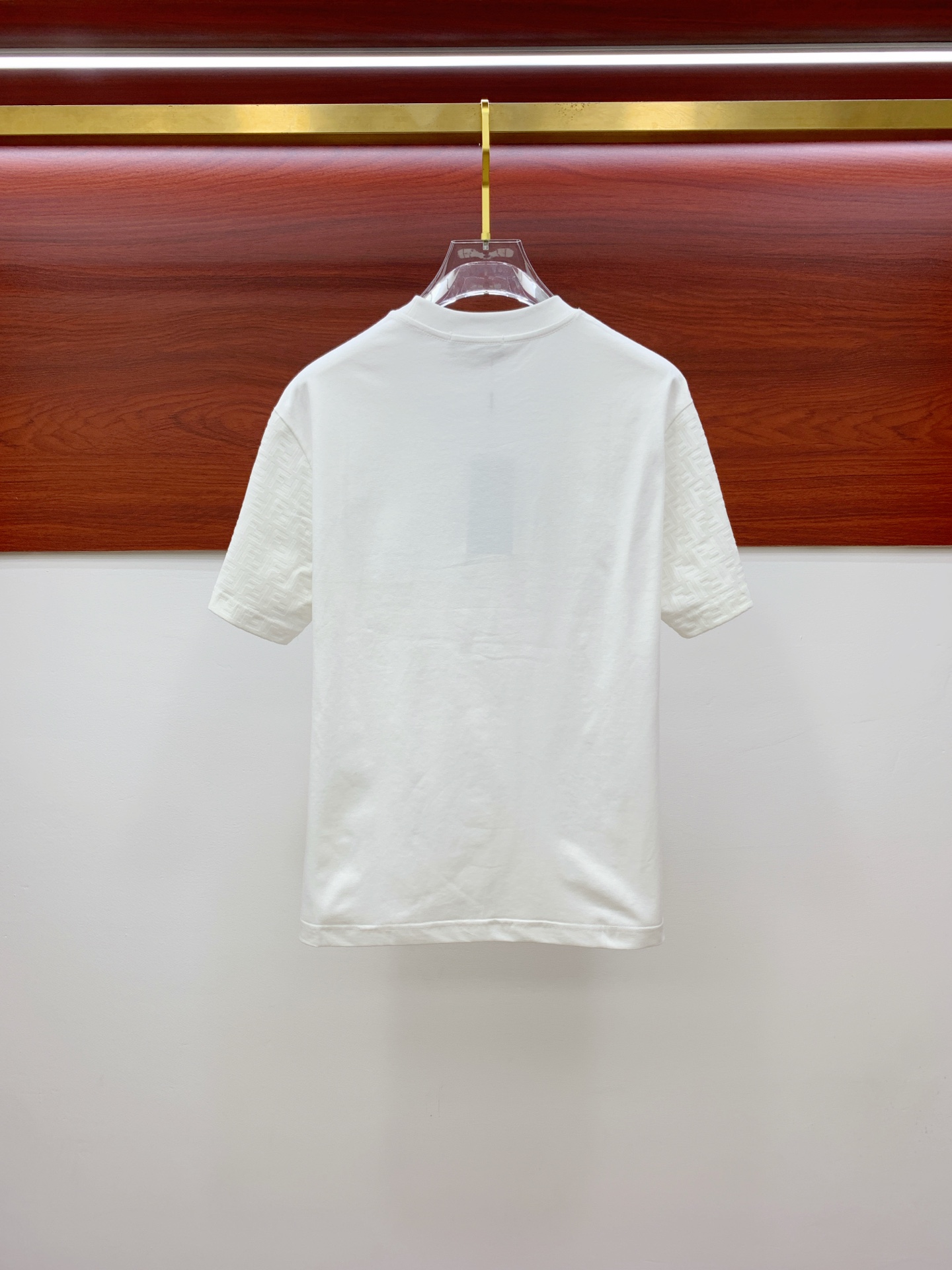 ss芬迪纯棉最新面料！经典标识图案logo时尚简约潮流短袖，最顶级的品质专柜原单短袖，顶级制作工艺进口面