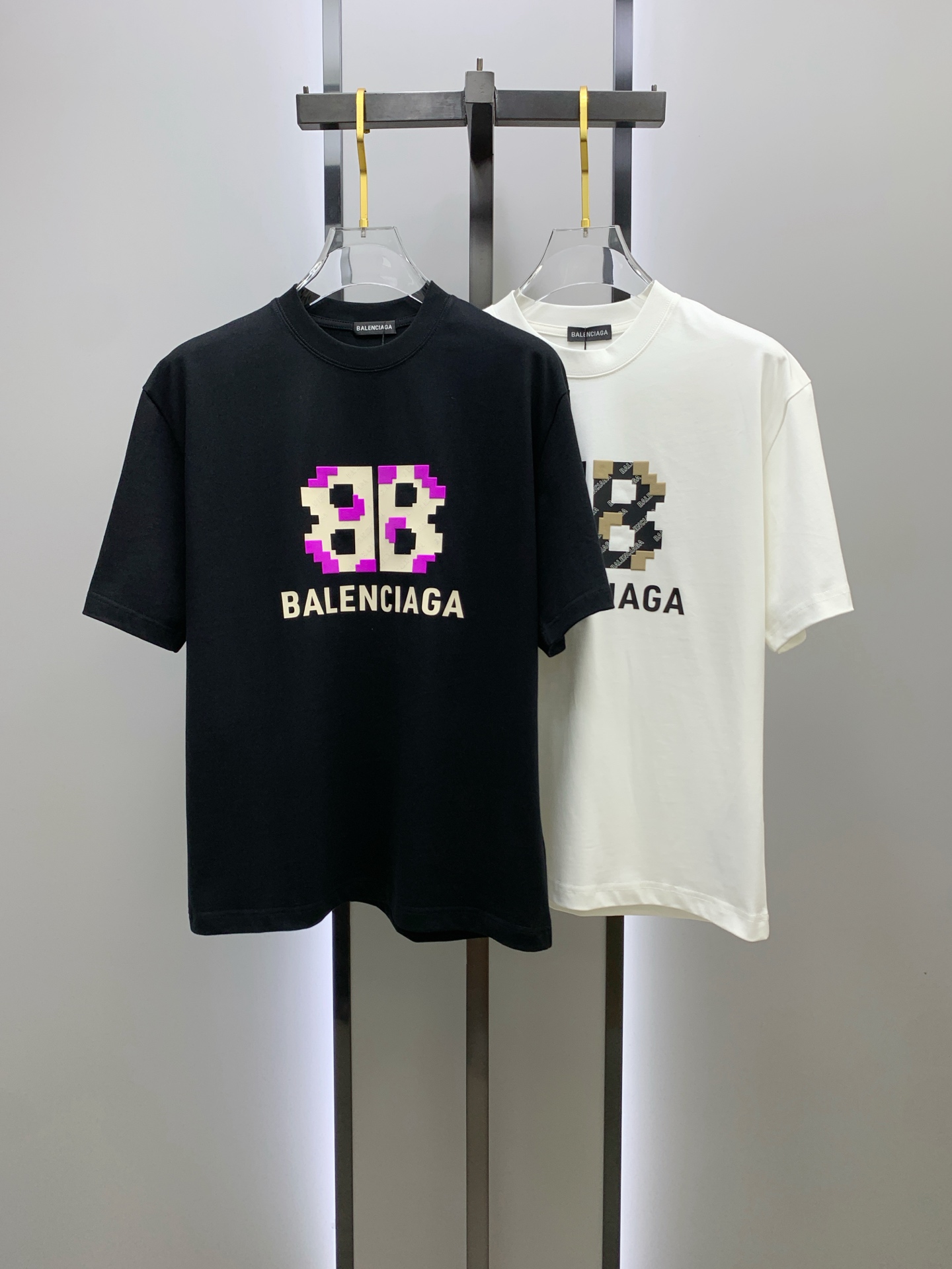ss巴黎世家纯棉最新面料经典标识图案logo时尚简约潮流短袖，最顶级的品质专柜原单短袖，顶级制作工艺进口