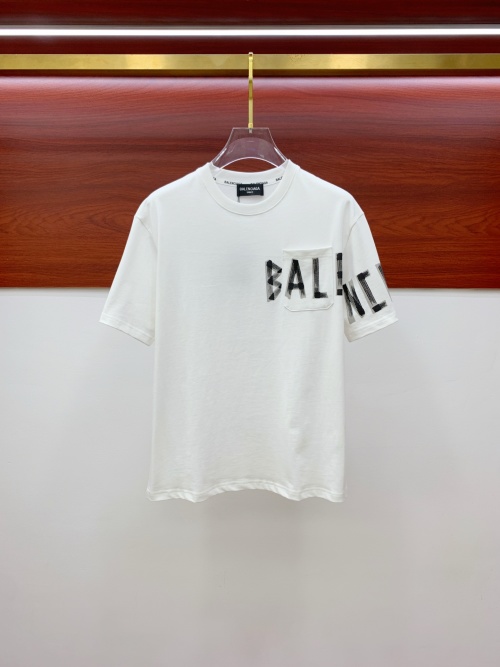 Balenciaga Cotton T-Shirt With Classic Logo, Fashionable, Simple and Trendy 1 Balenciaga Cotton T-Shirt With Classic Logo, Fashionable, Simple and Trendy